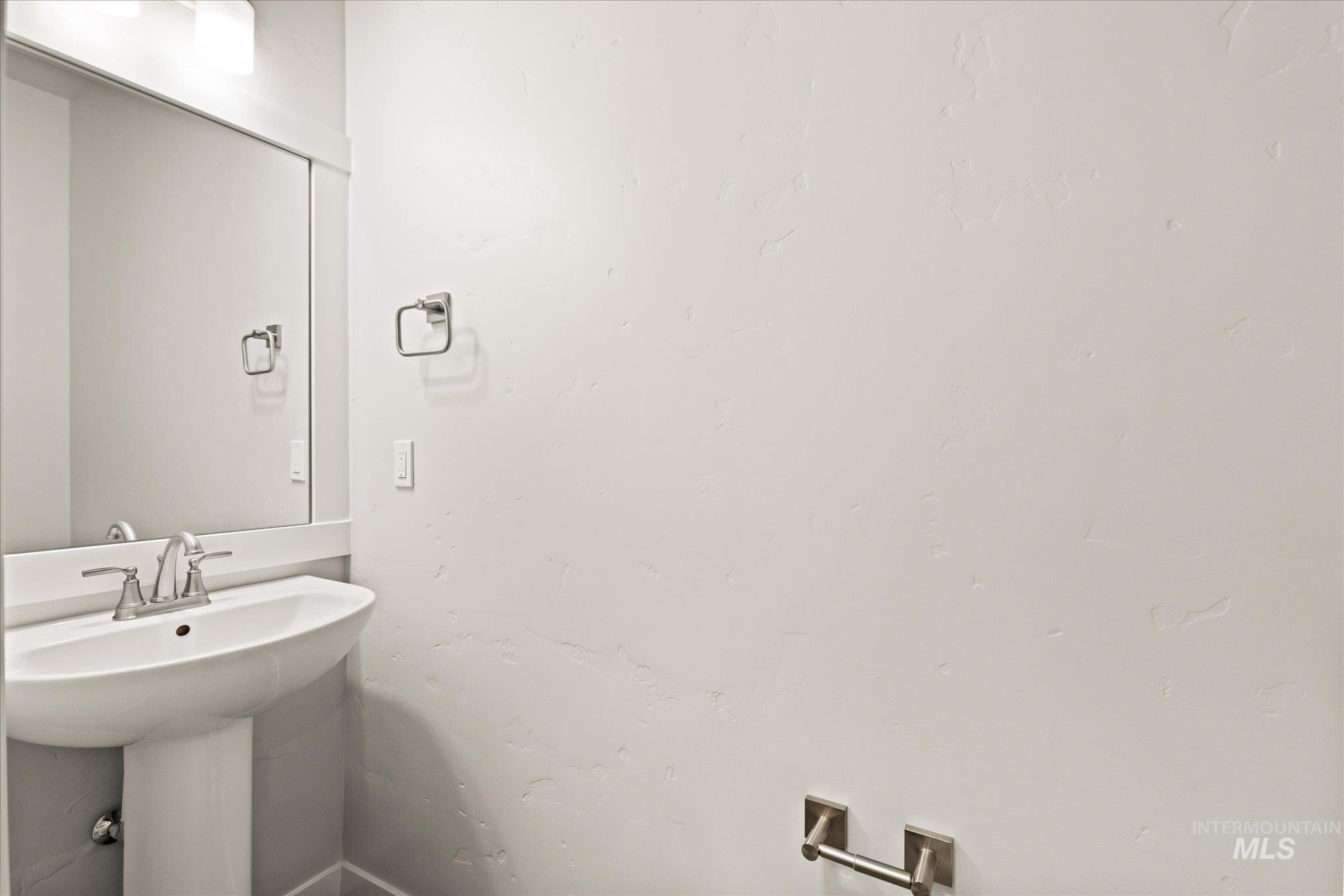 1109 N World Cup Ln Property Photo 21