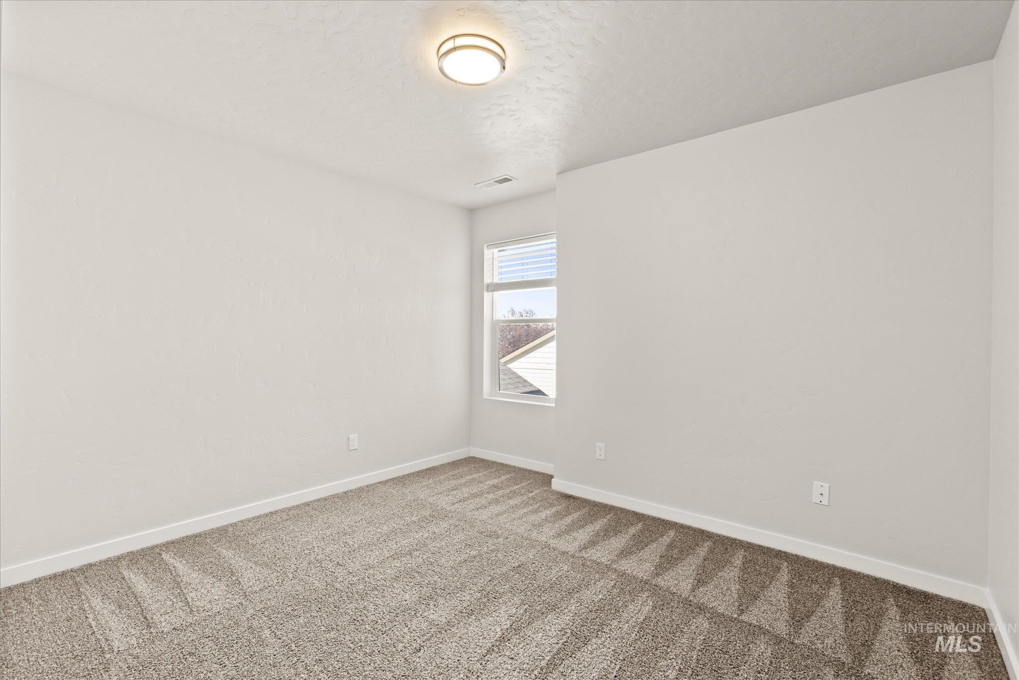 1109 N World Cup Ln Property Photo 30
