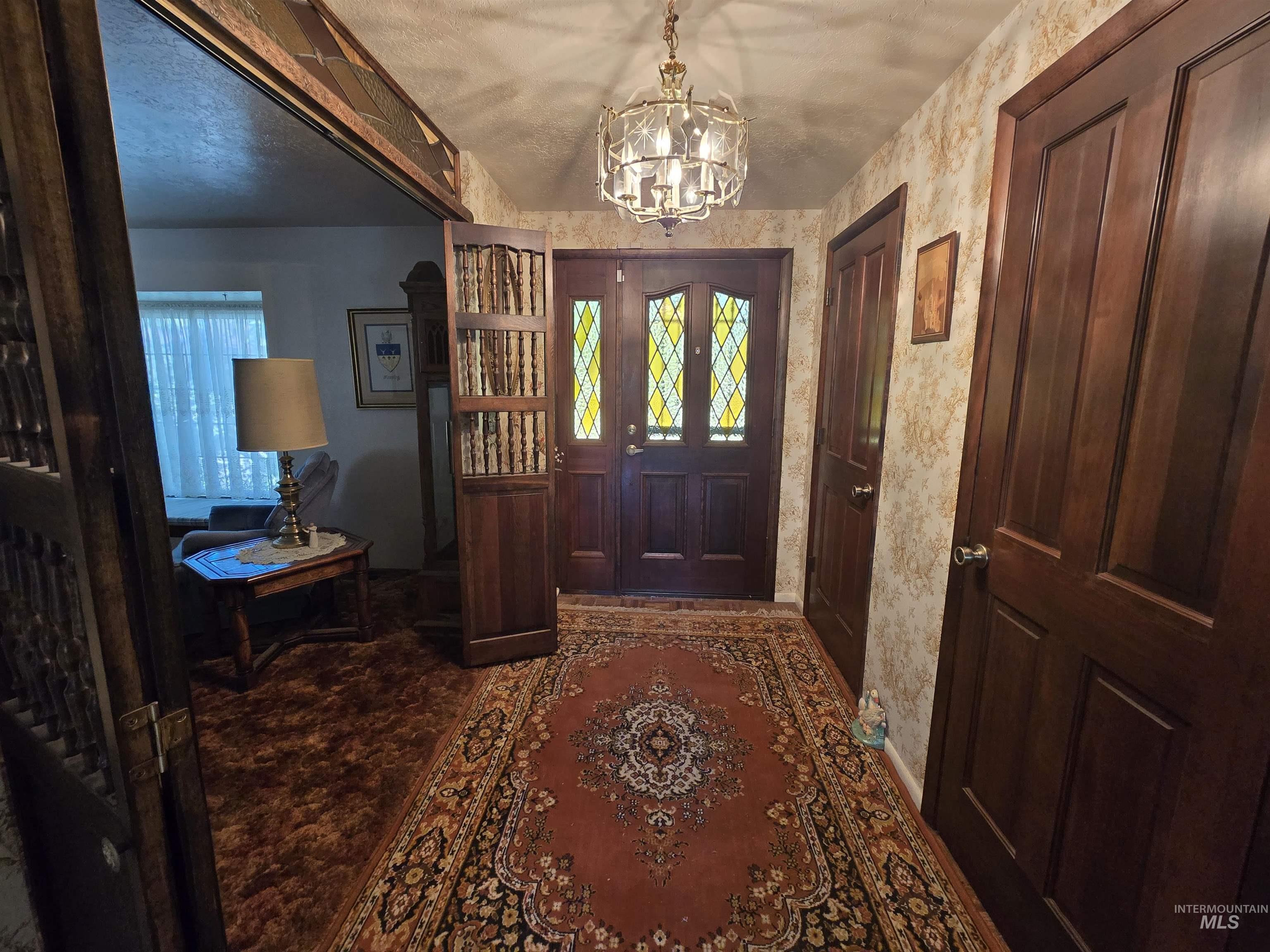 280 Meadows Lane Property Photo 7