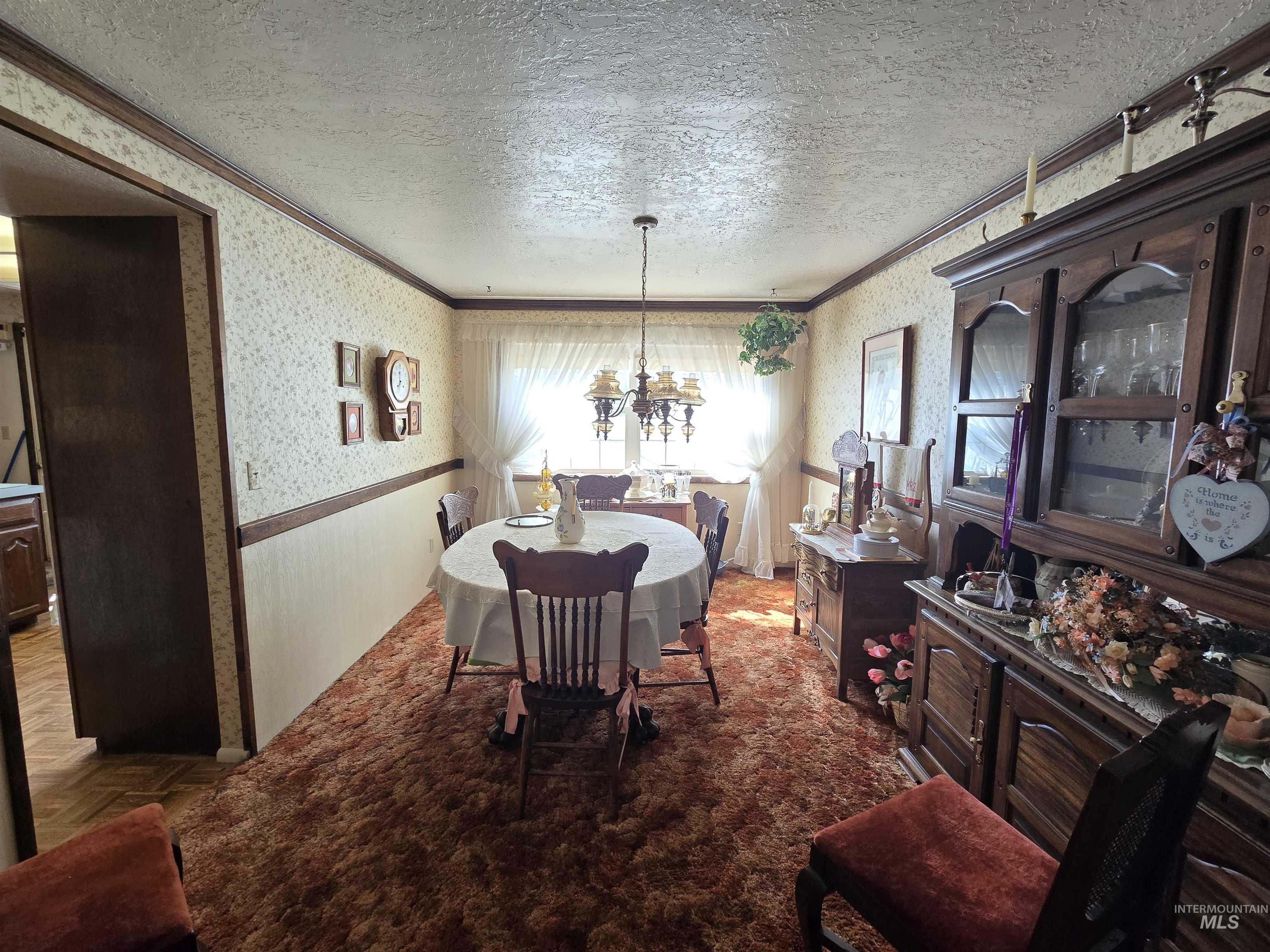 280 Meadows Lane Property Photo 10