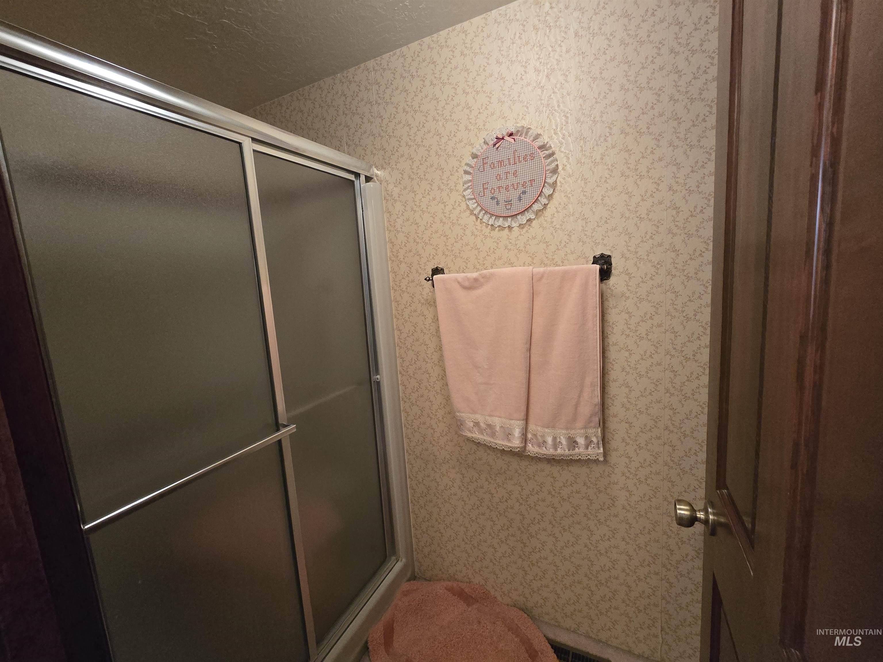 280 Meadows Lane Property Photo 32