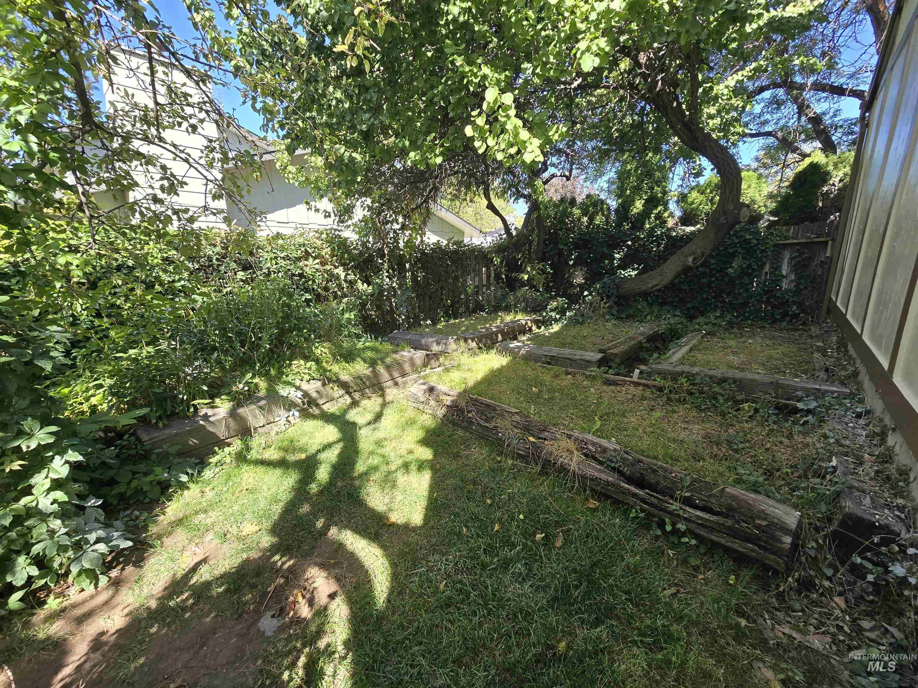 280 Meadows Lane Property Photo 46