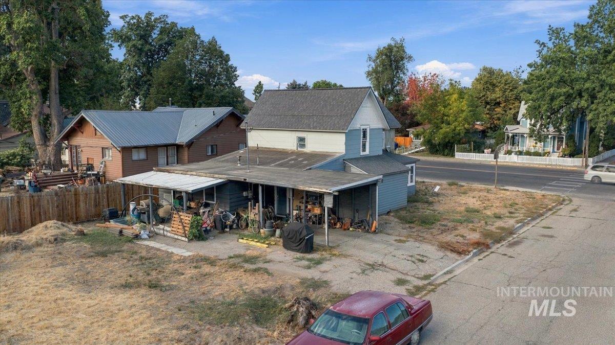 442 N 6th St Property Photo 19