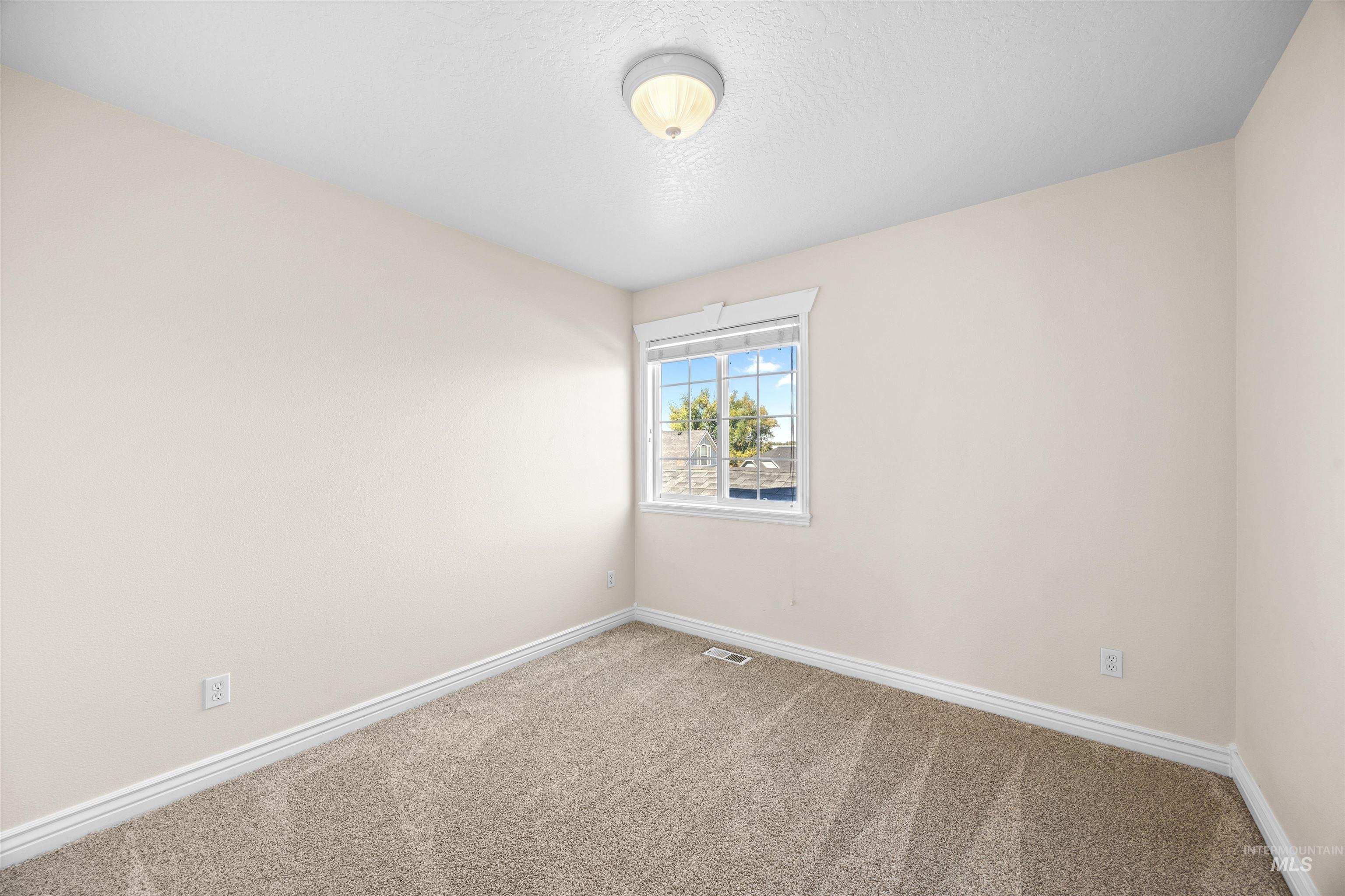 3711 E Sage Ct Property Photo 24