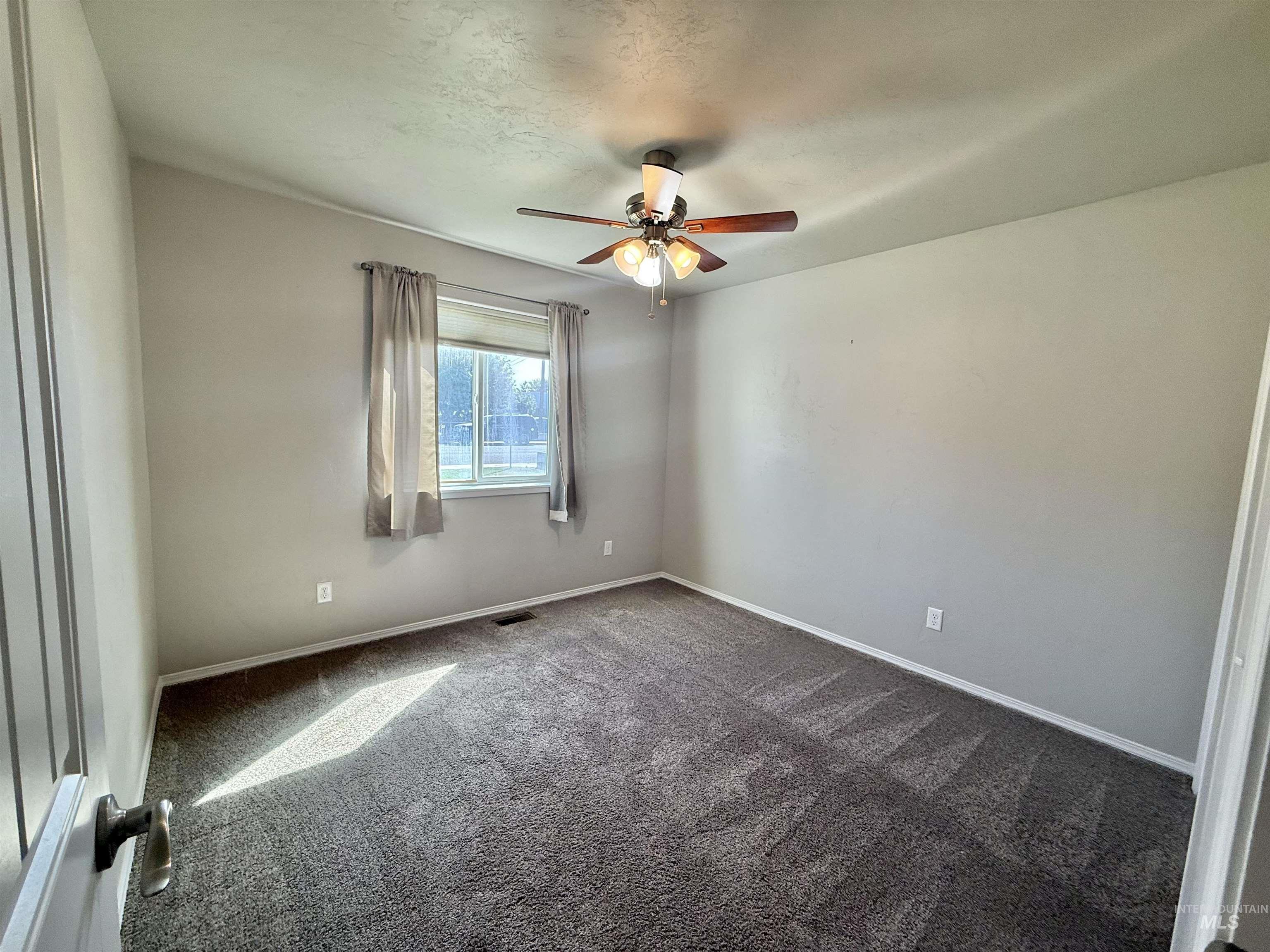 701 N Fillmore Property Photo 11