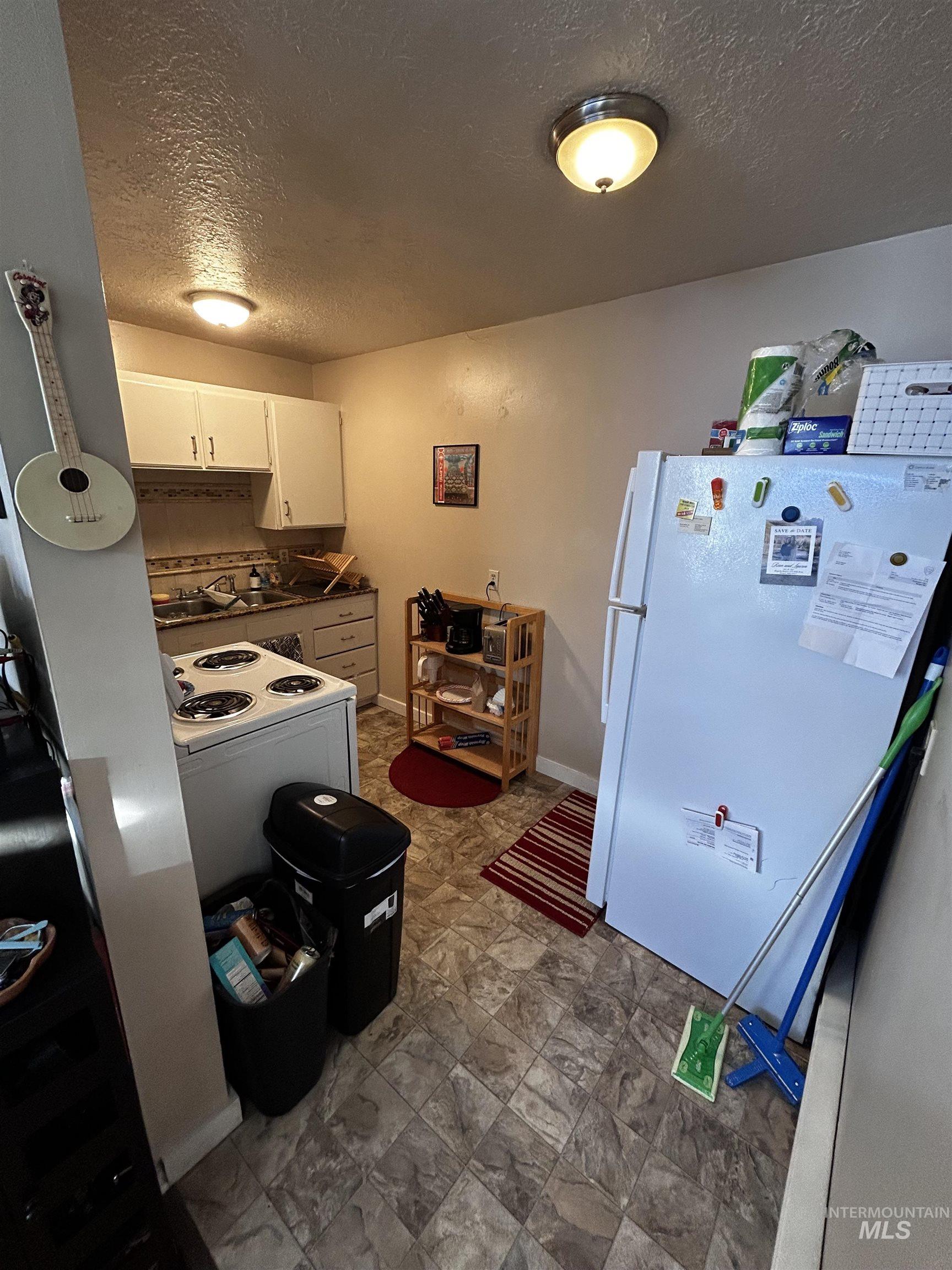 1201 W Washington Property Photo 7