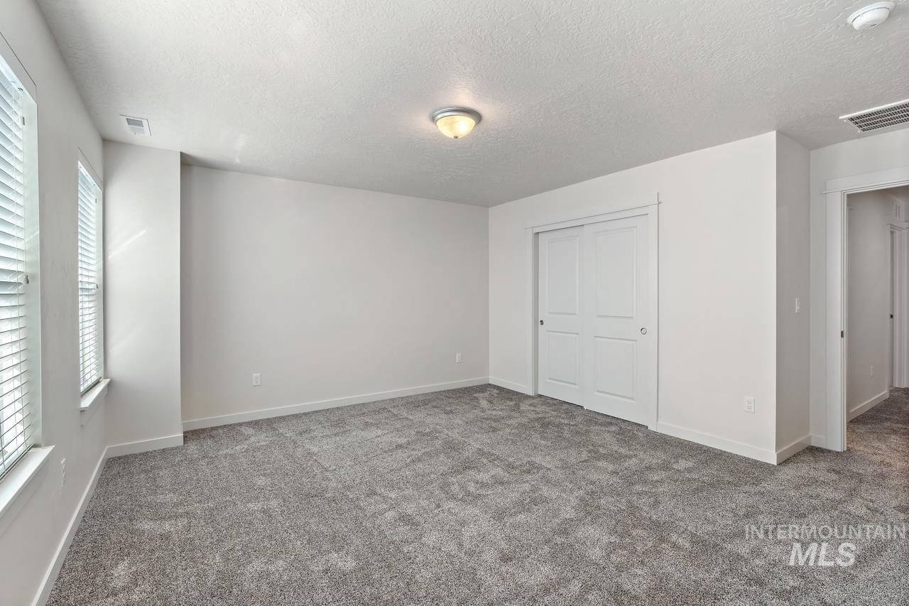 2437 & 2443 S Kindful Lane Property Photo 8