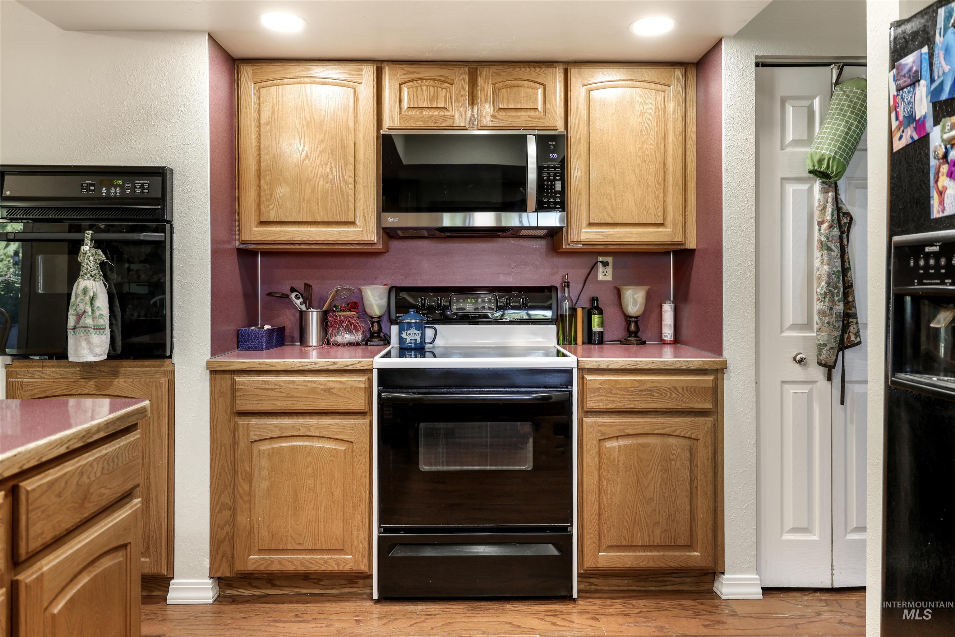 374 E 400 S Property Photo 15