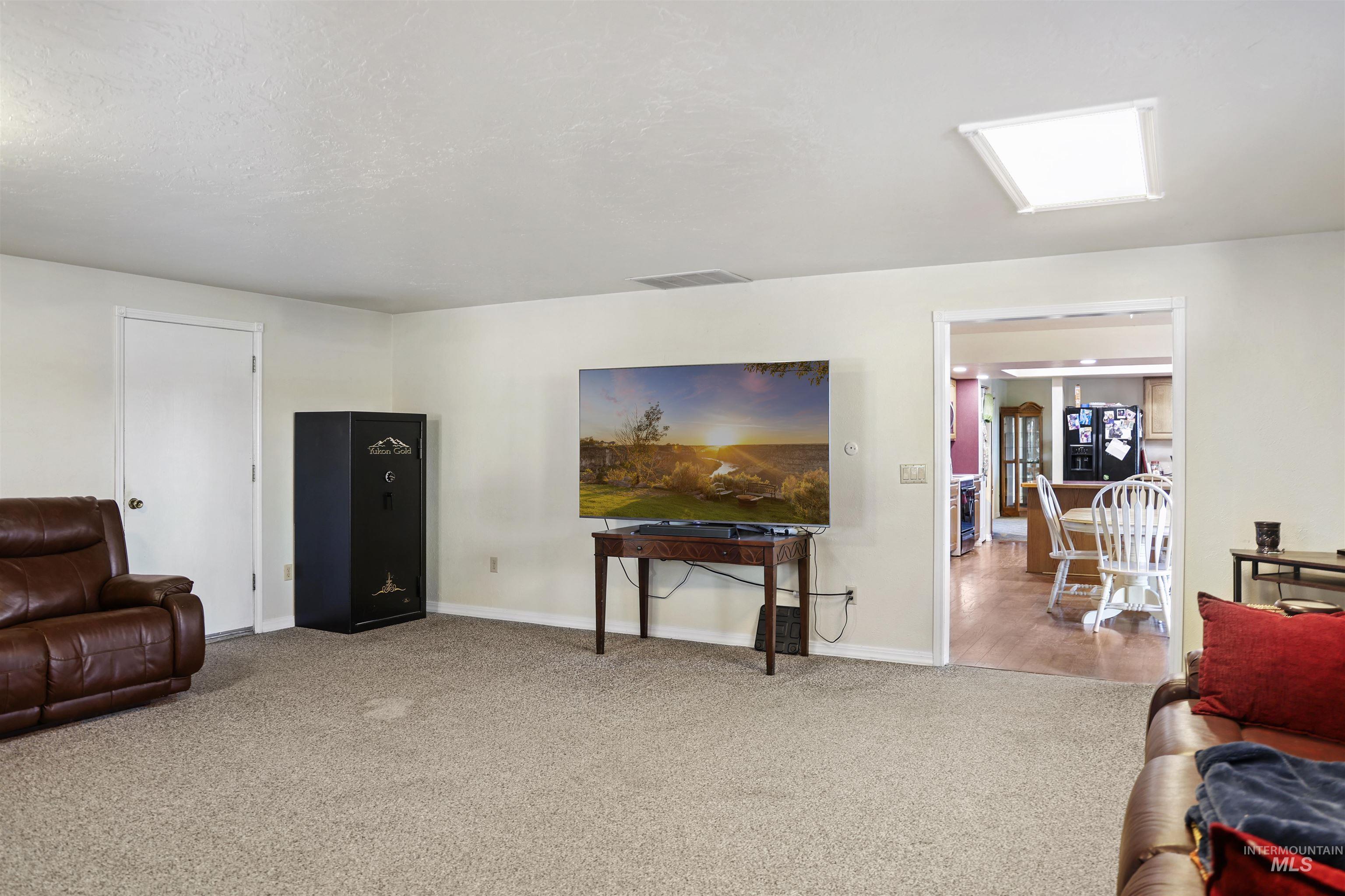 374 E 400 S Property Photo 22
