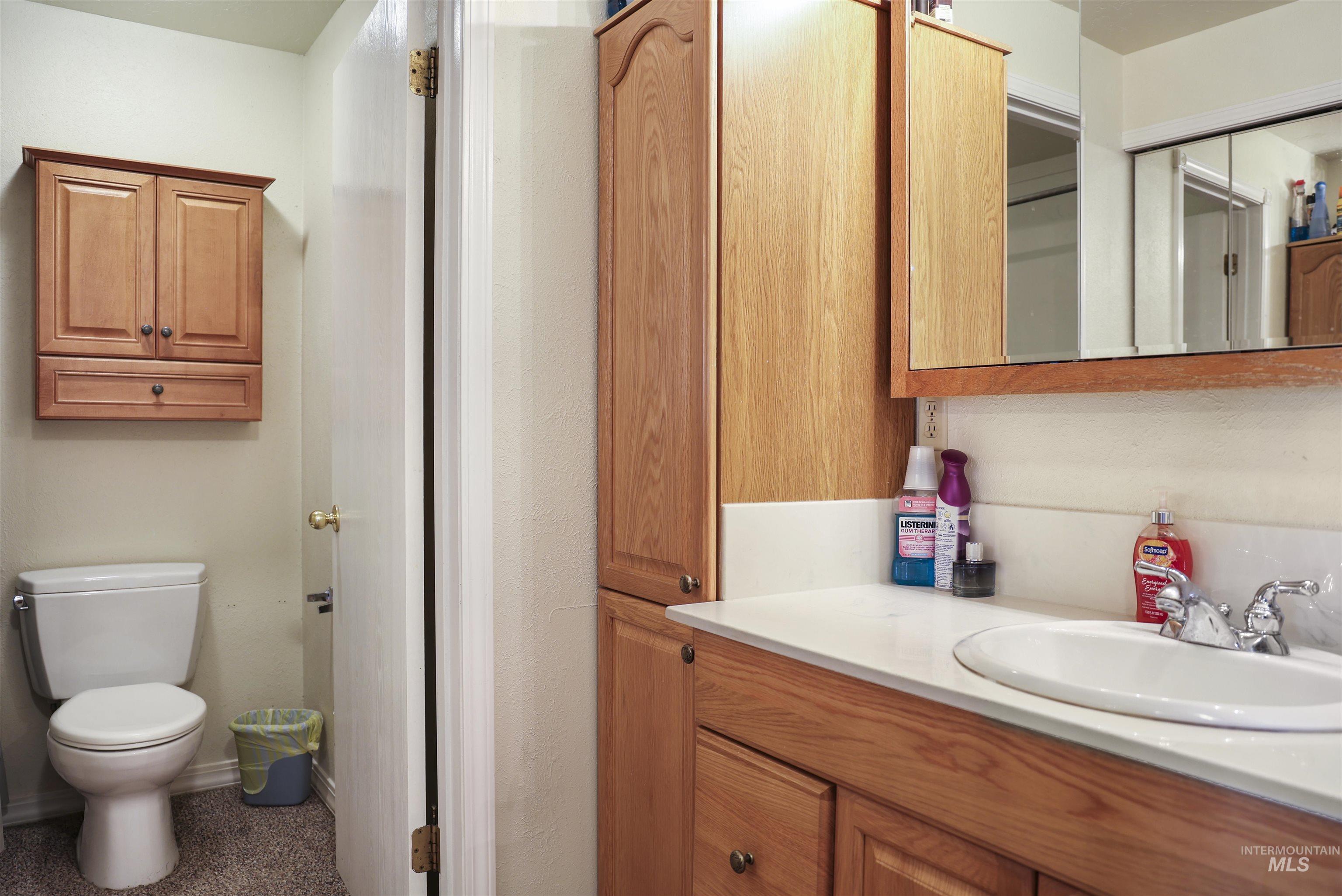 374 E 400 S Property Photo 32