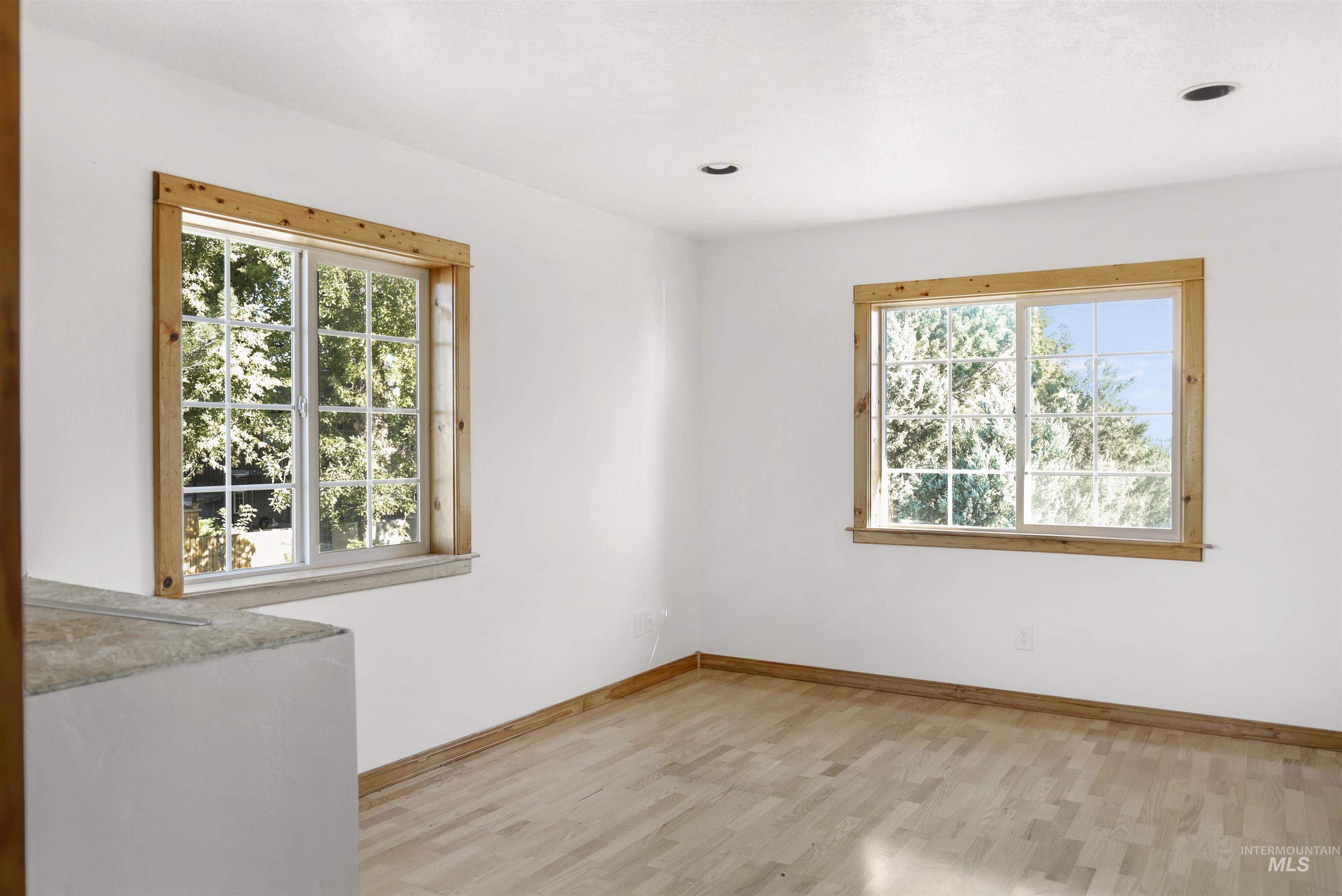 374 E 400 S Property Photo 45