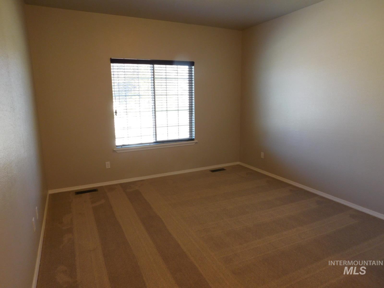 1089 E Grand Haven St Property Photo 14