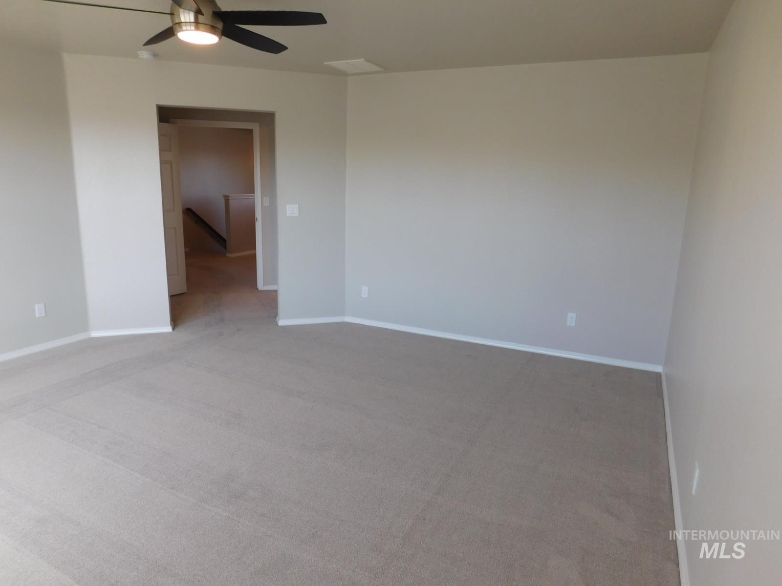 1089 E Grand Haven St Property Photo 23