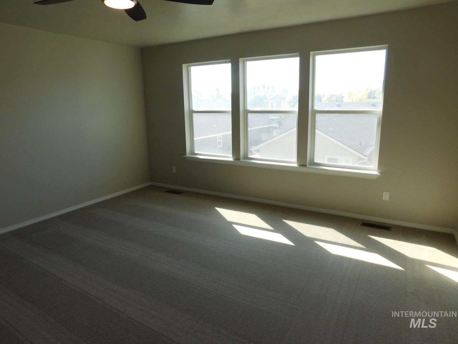1089 E Grand Haven St Property Photo 29