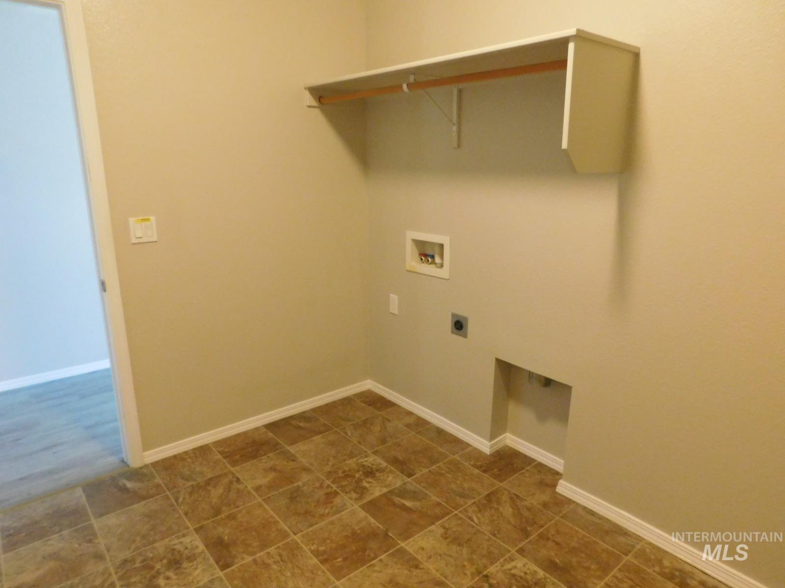 1089 E Grand Haven St Property Photo 39