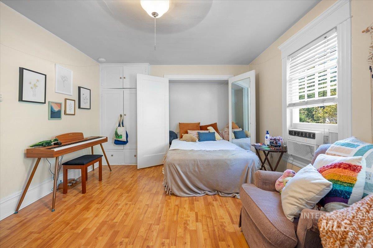 1607 W Resseguie Property Photo 19