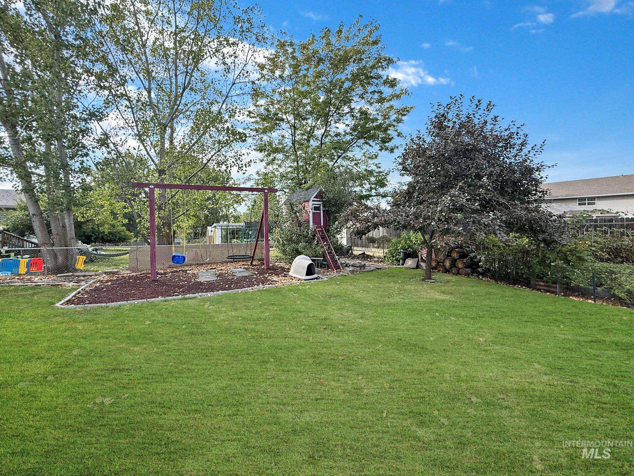 739 Maple Street Property Photo 26