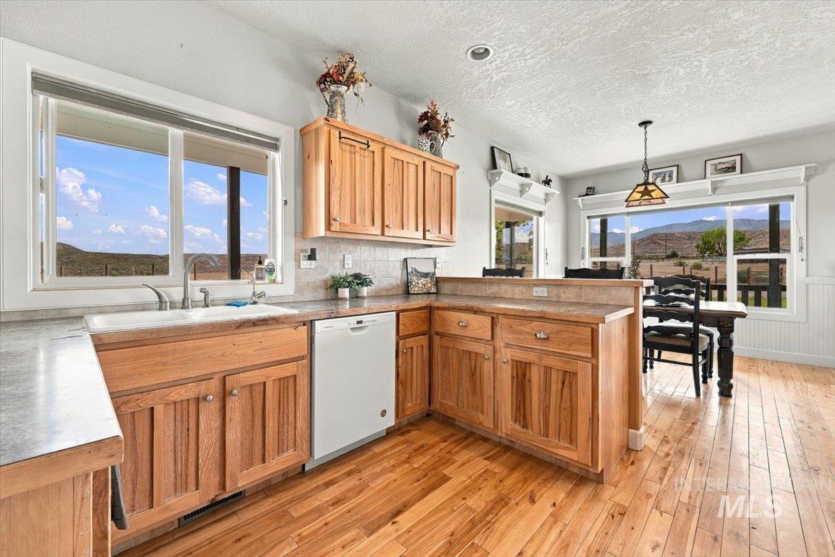18026 Briar Creek Rd Property Photo 13
