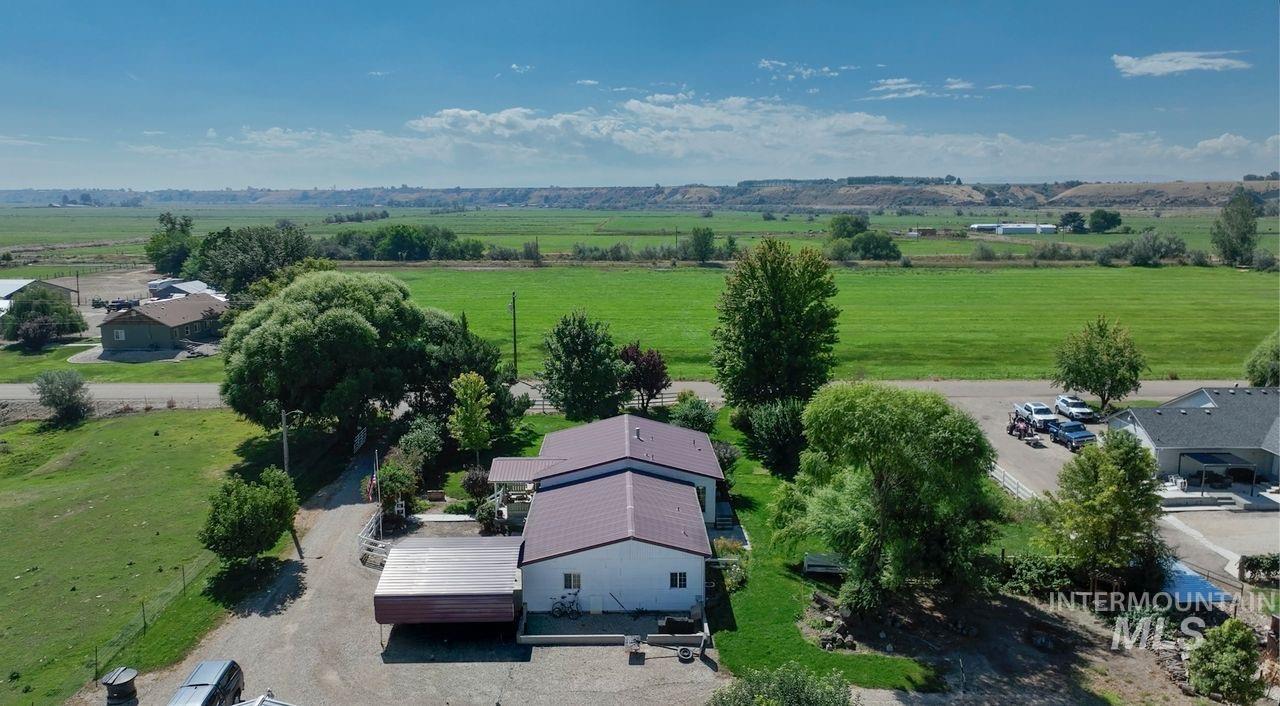 23626 Boise River Rd. Property Photo 1