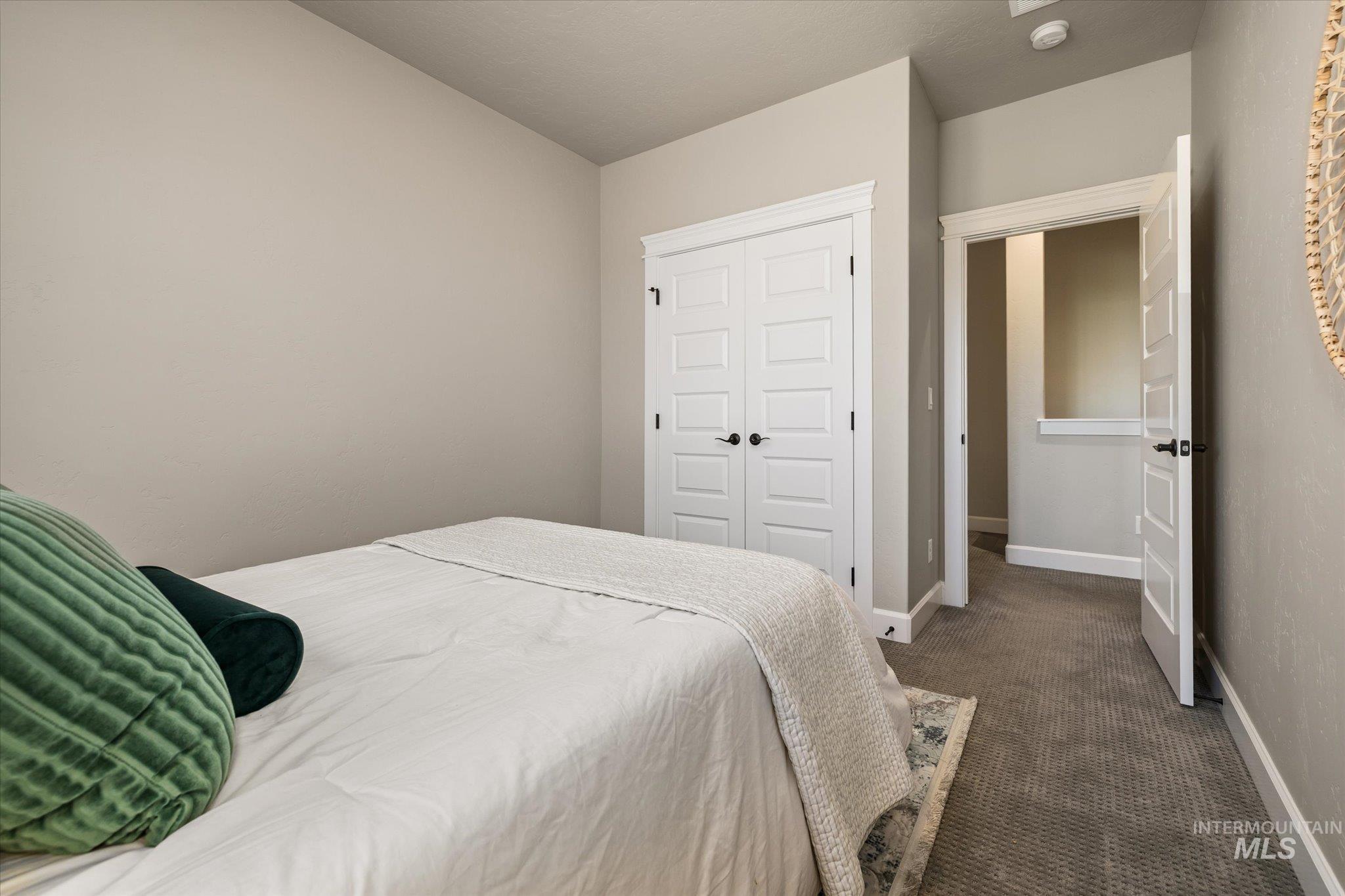 641 E Crest Ridge Dr Property Photo 36