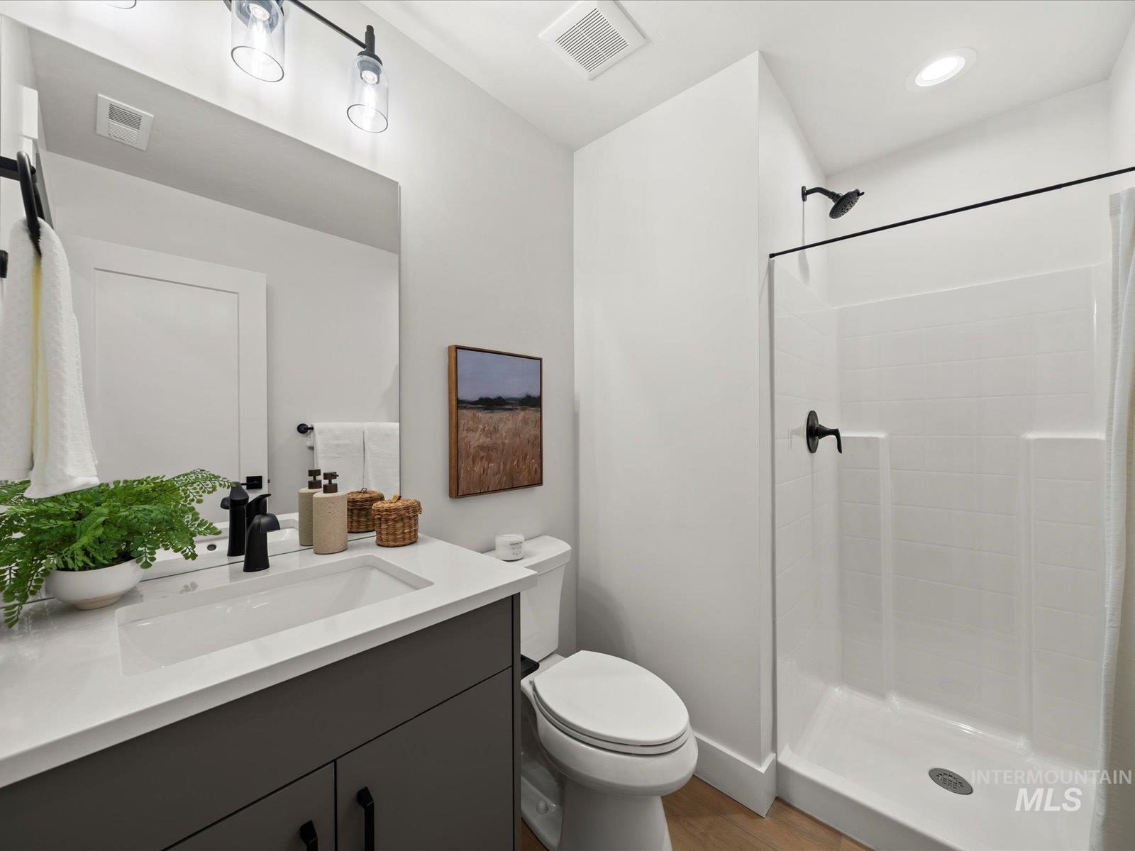 1707 S Federal Way Property Photo 32
