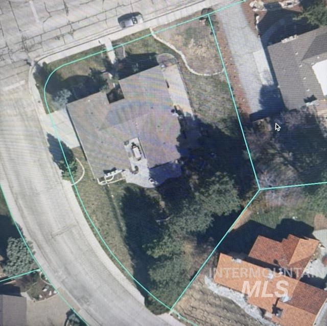 709 E Braemere Property Photo 40