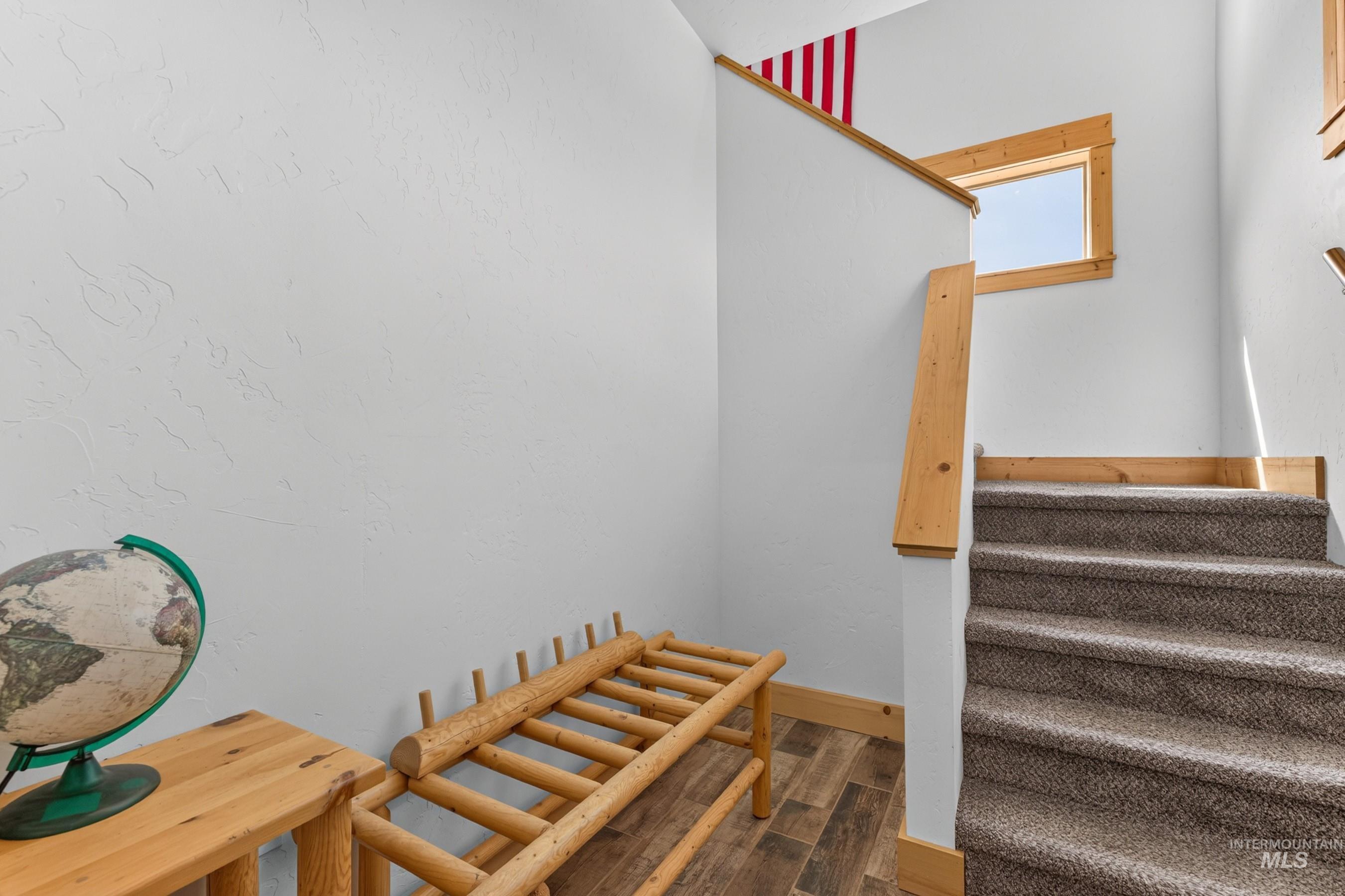 59 Salmon Loop Property Photo 31