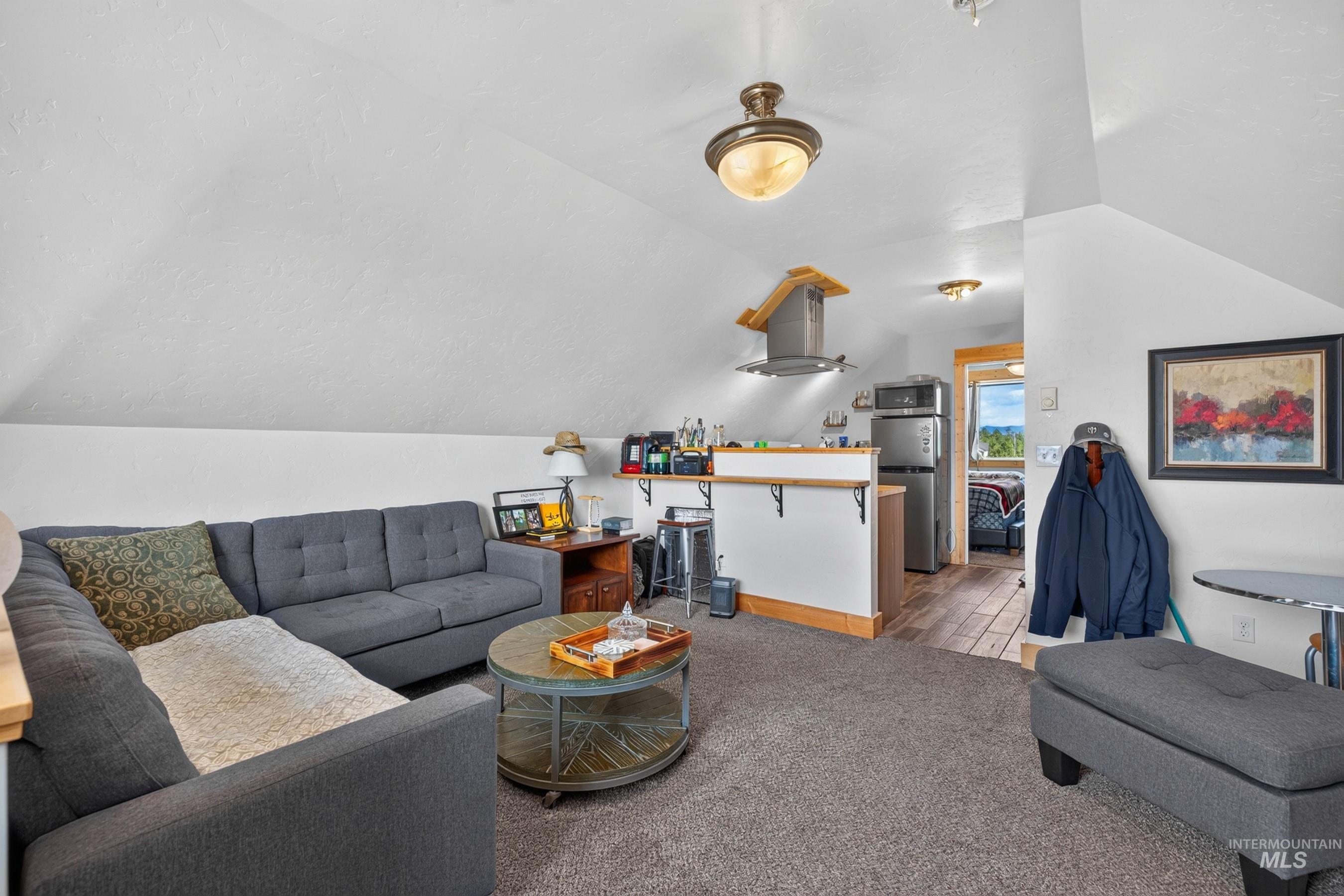 59 Salmon Loop Property Photo 33