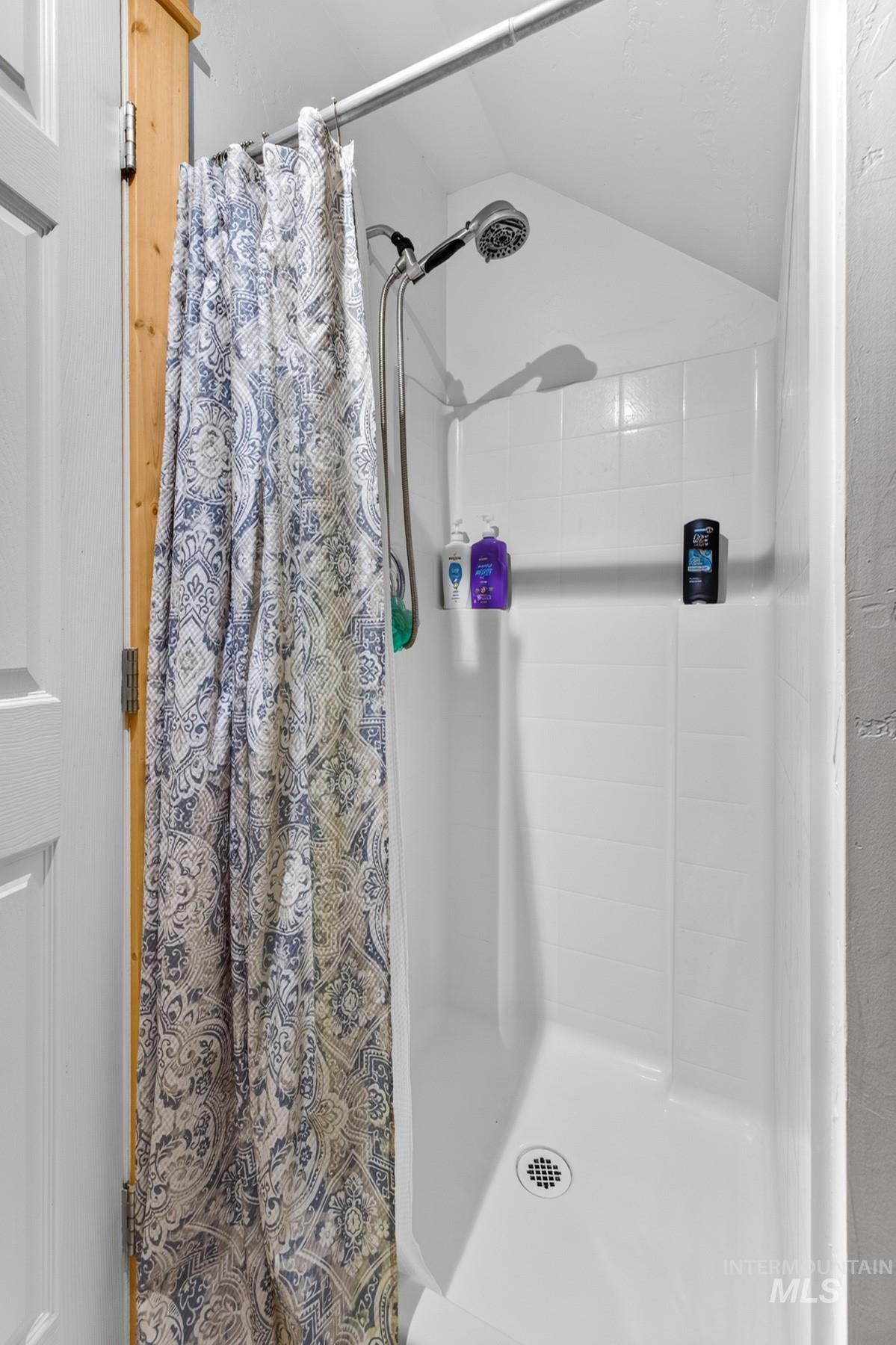 59 Salmon Loop Property Photo 38