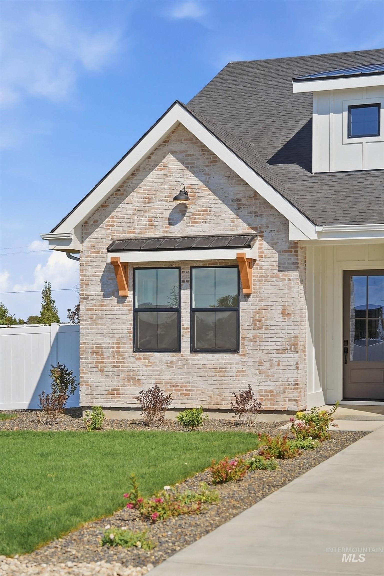12744 Fjord St. Property Photo 4