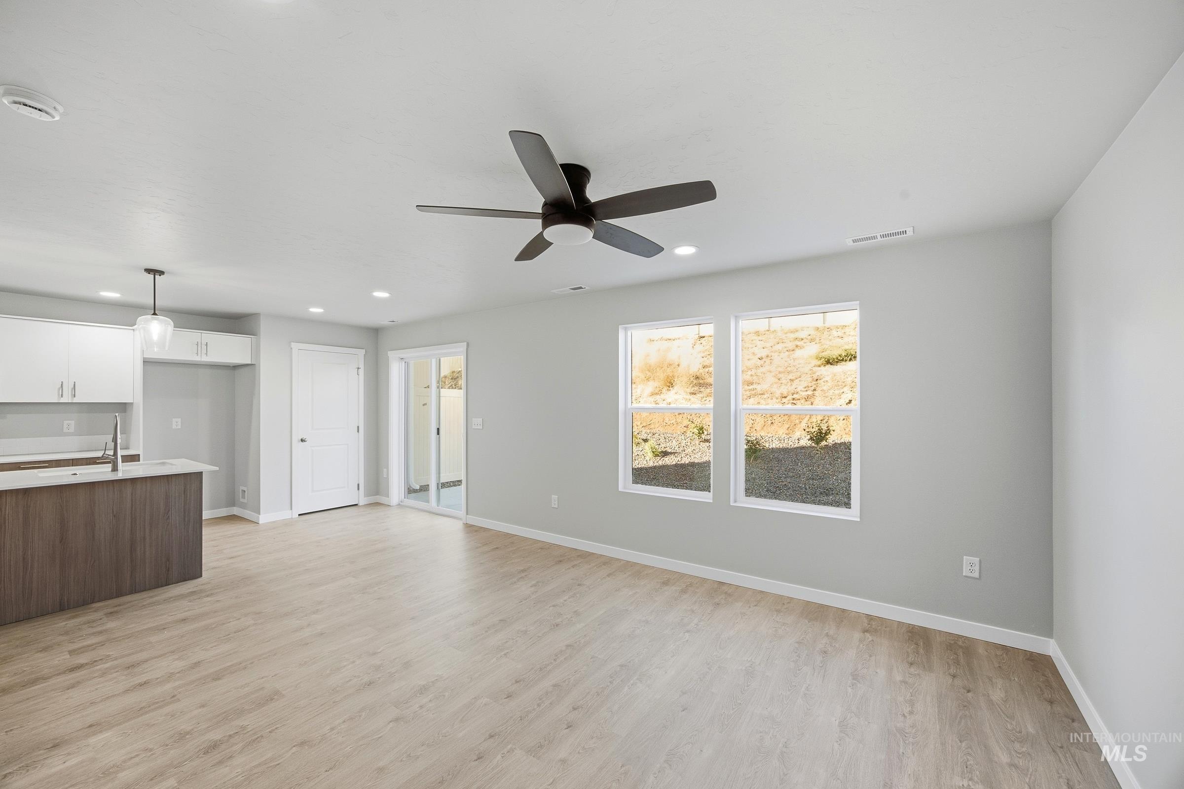 104 Bighorn St Property Photo 7