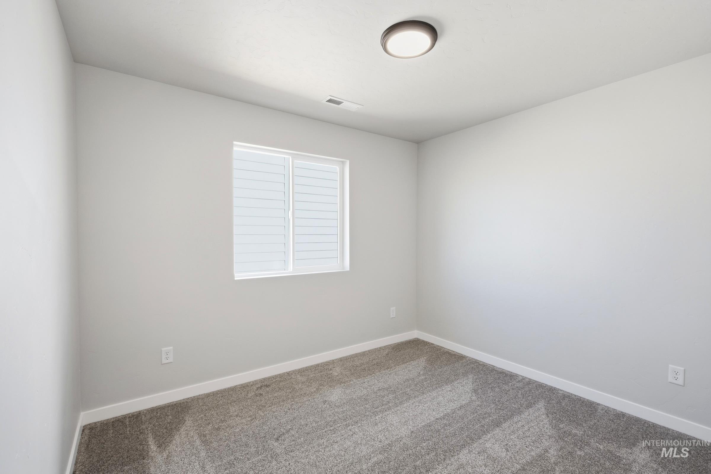 4468 S Amsterdam Ave Property Photo 12