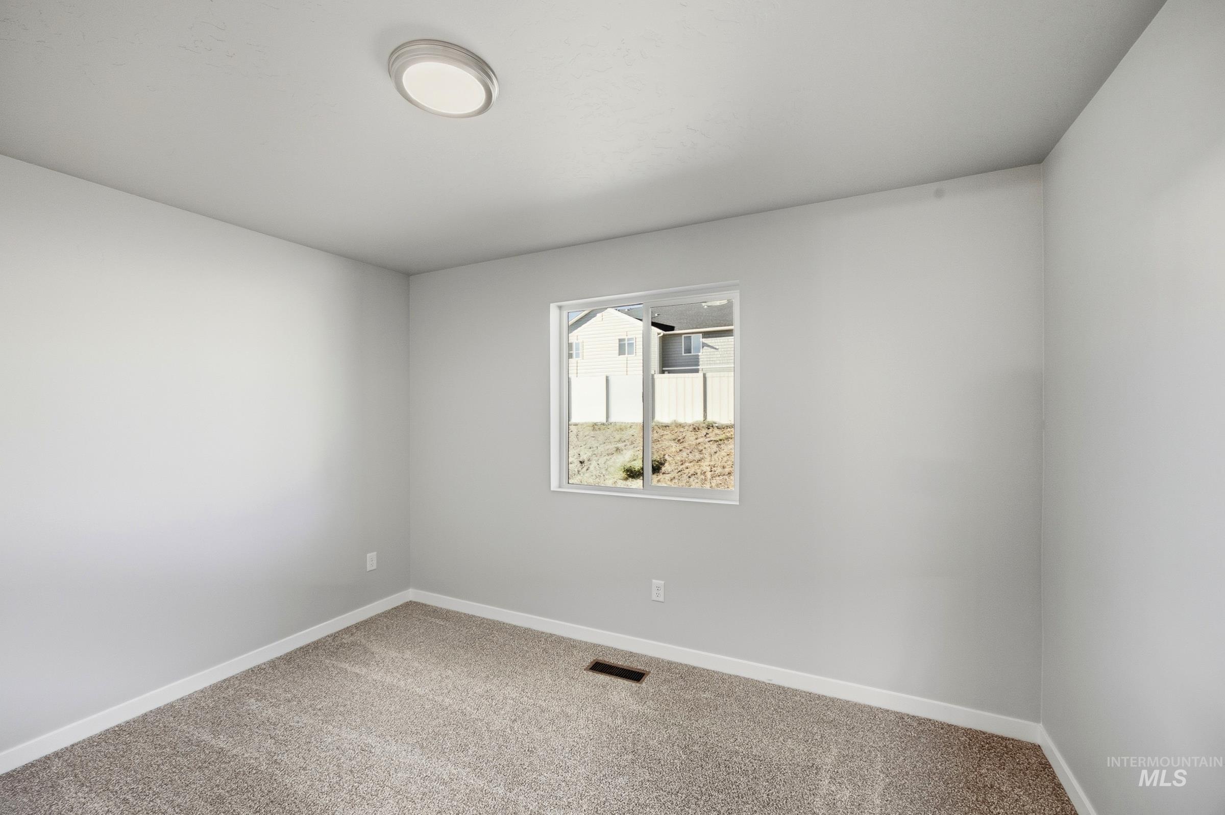 102 Bighorn St Property Photo 11