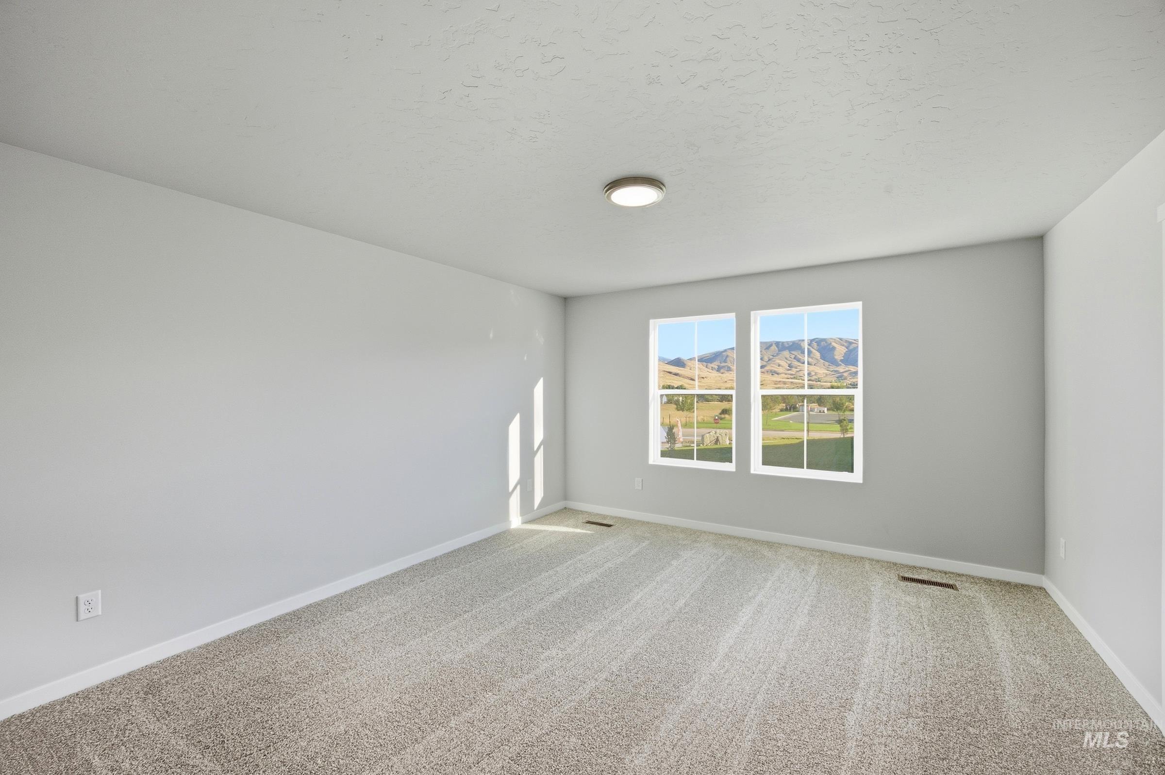 102 Bighorn St Property Photo 17