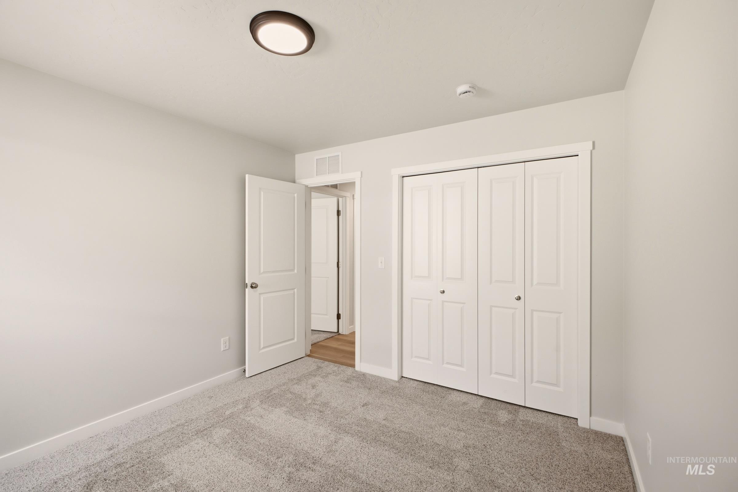 4450 S Amsterdam Ave Property Photo 10