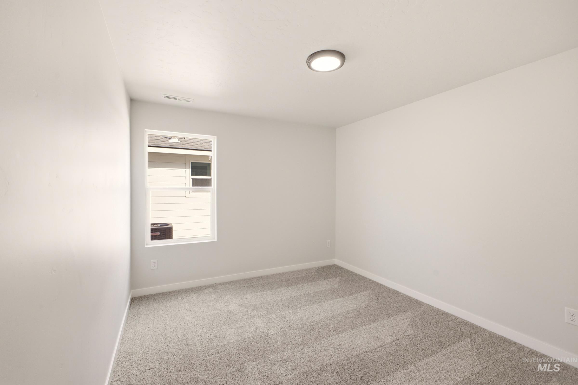 4450 S Amsterdam Ave Property Photo 11