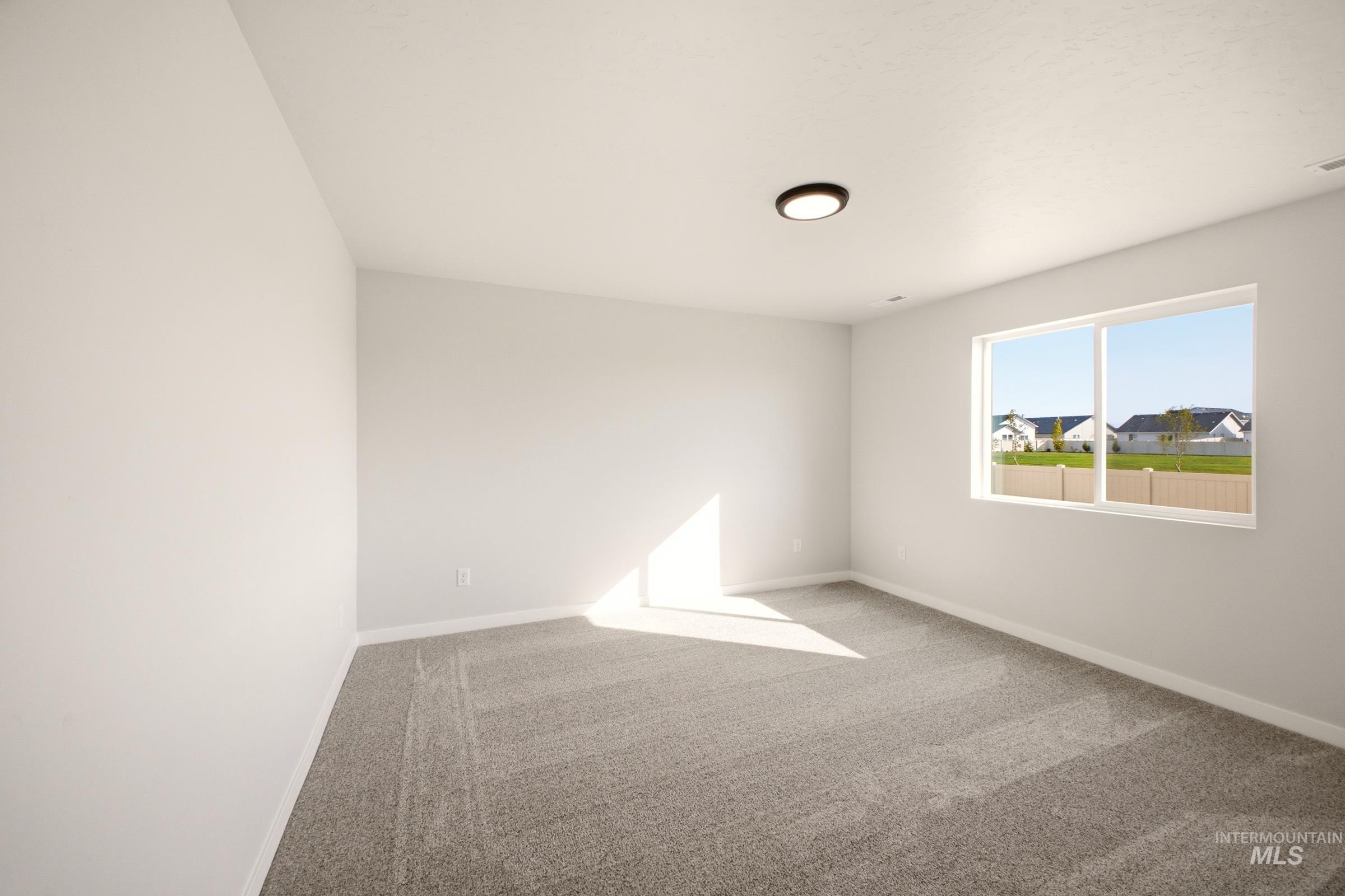 4450 S Amsterdam Ave Property Photo 15