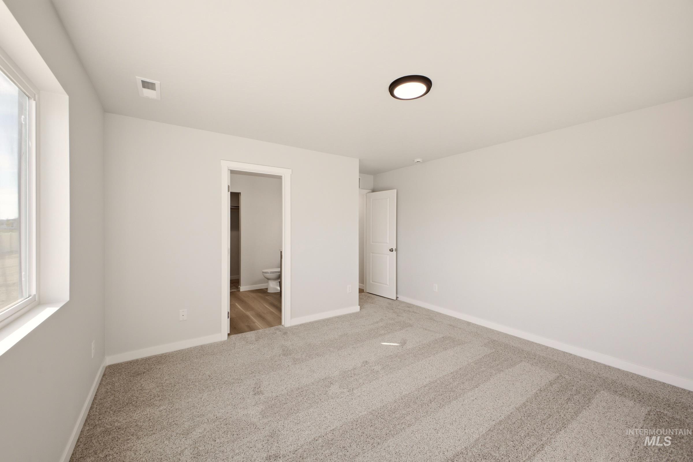 4450 S Amsterdam Ave Property Photo 16