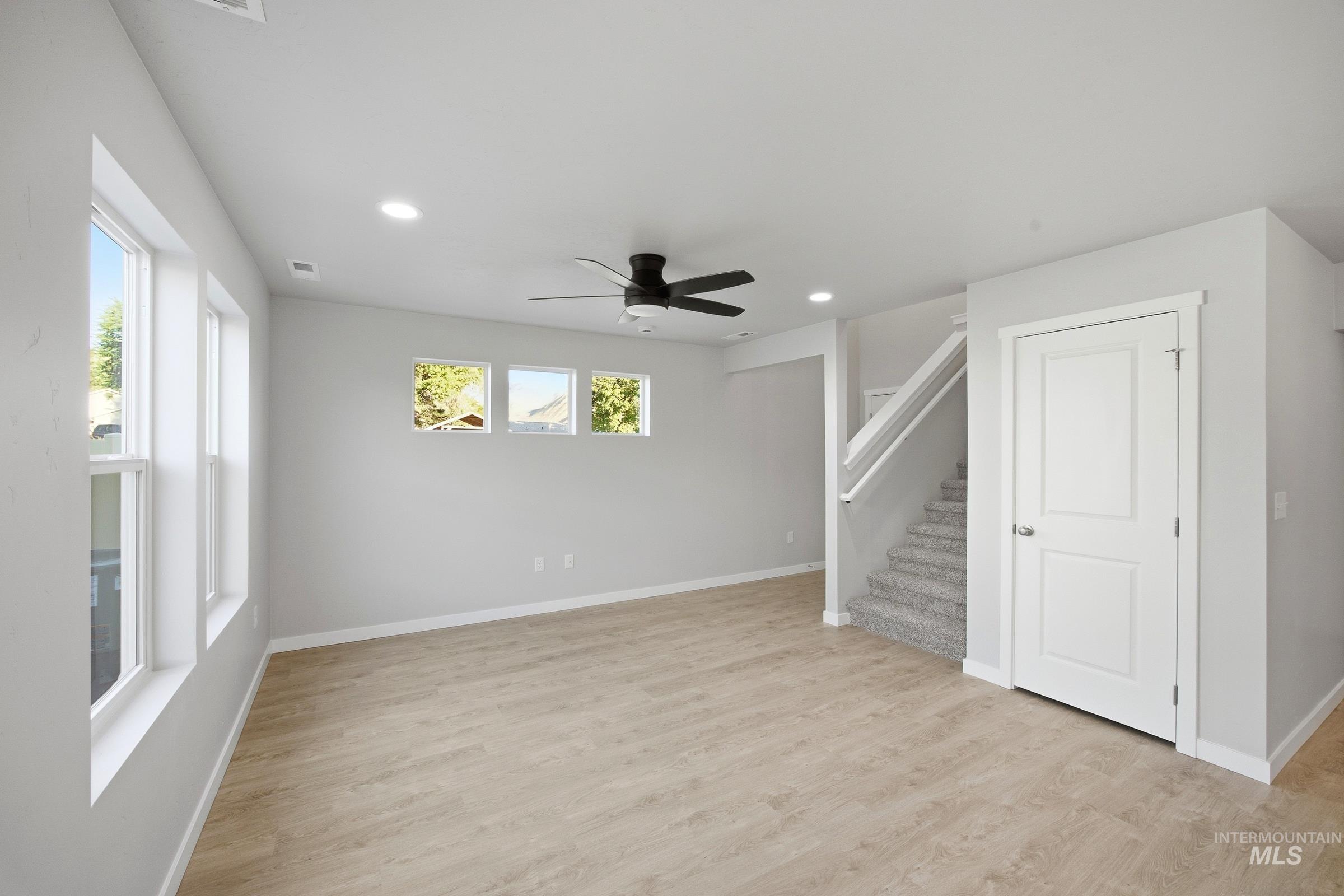 100 Bighorn St Property Photo 6