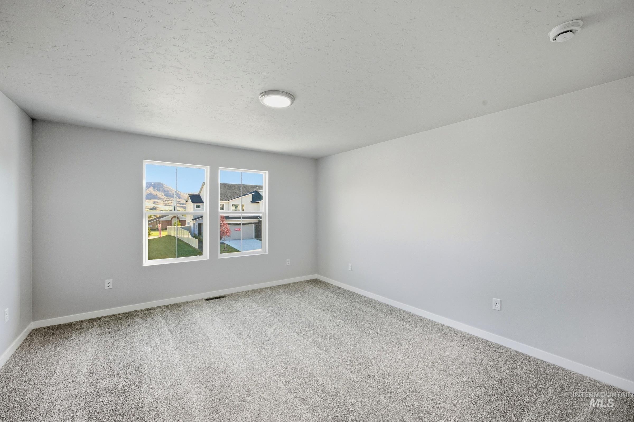 100 Bighorn St Property Photo 16