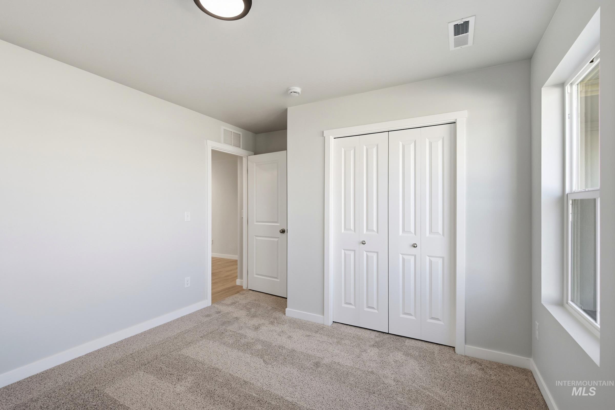 4432 S Amsterdam Ave Property Photo 10