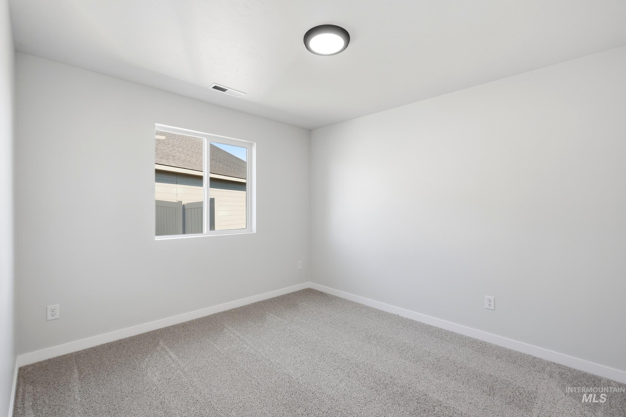 4432 S Amsterdam Ave Property Photo 11