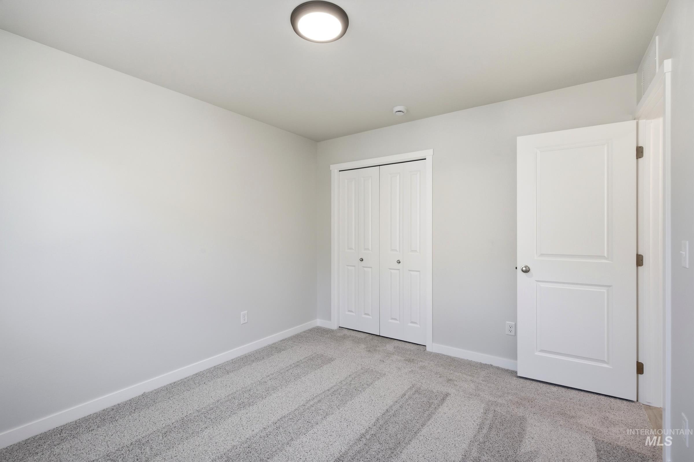 4432 S Amsterdam Ave Property Photo 12
