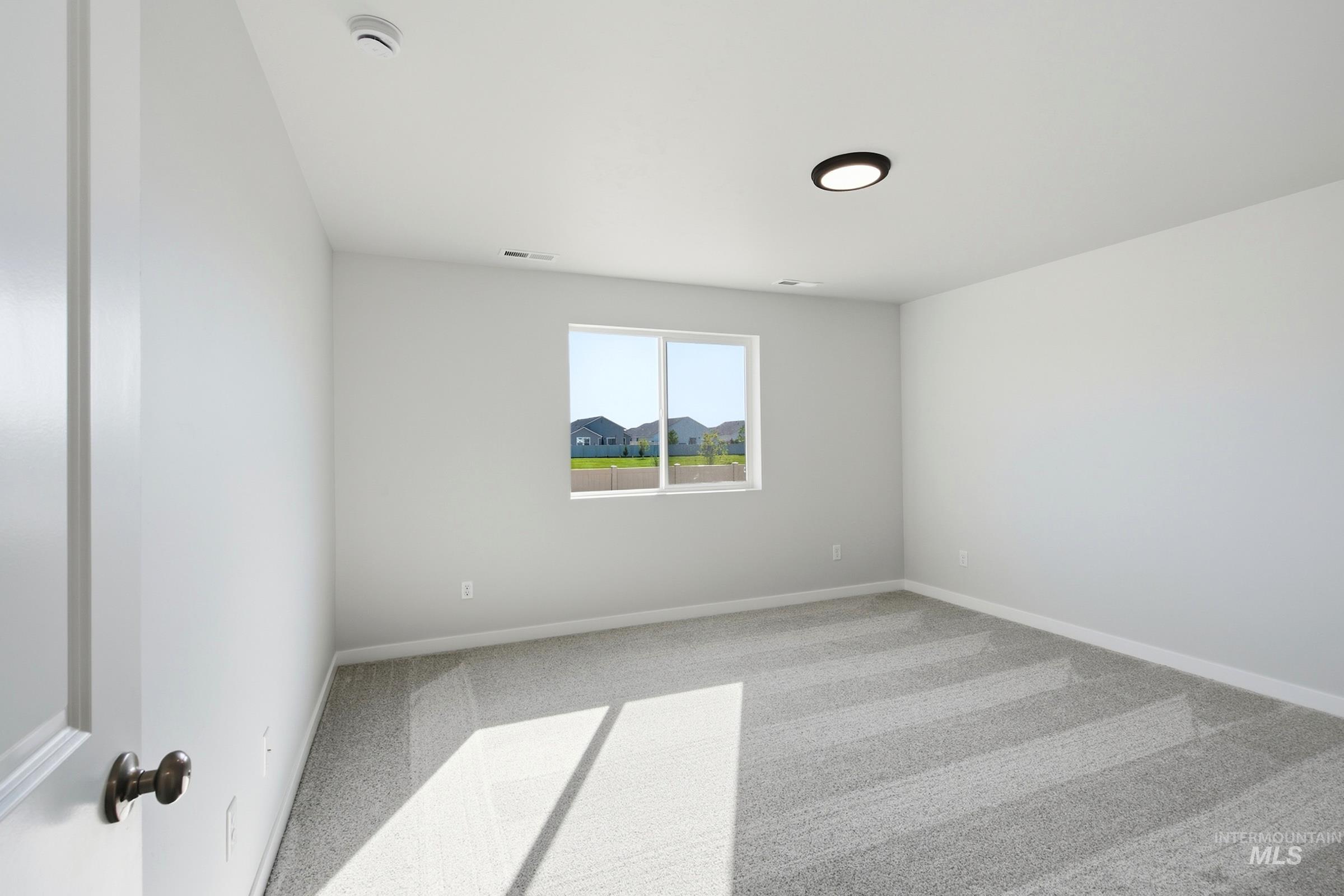 4432 S Amsterdam Ave Property Photo 17