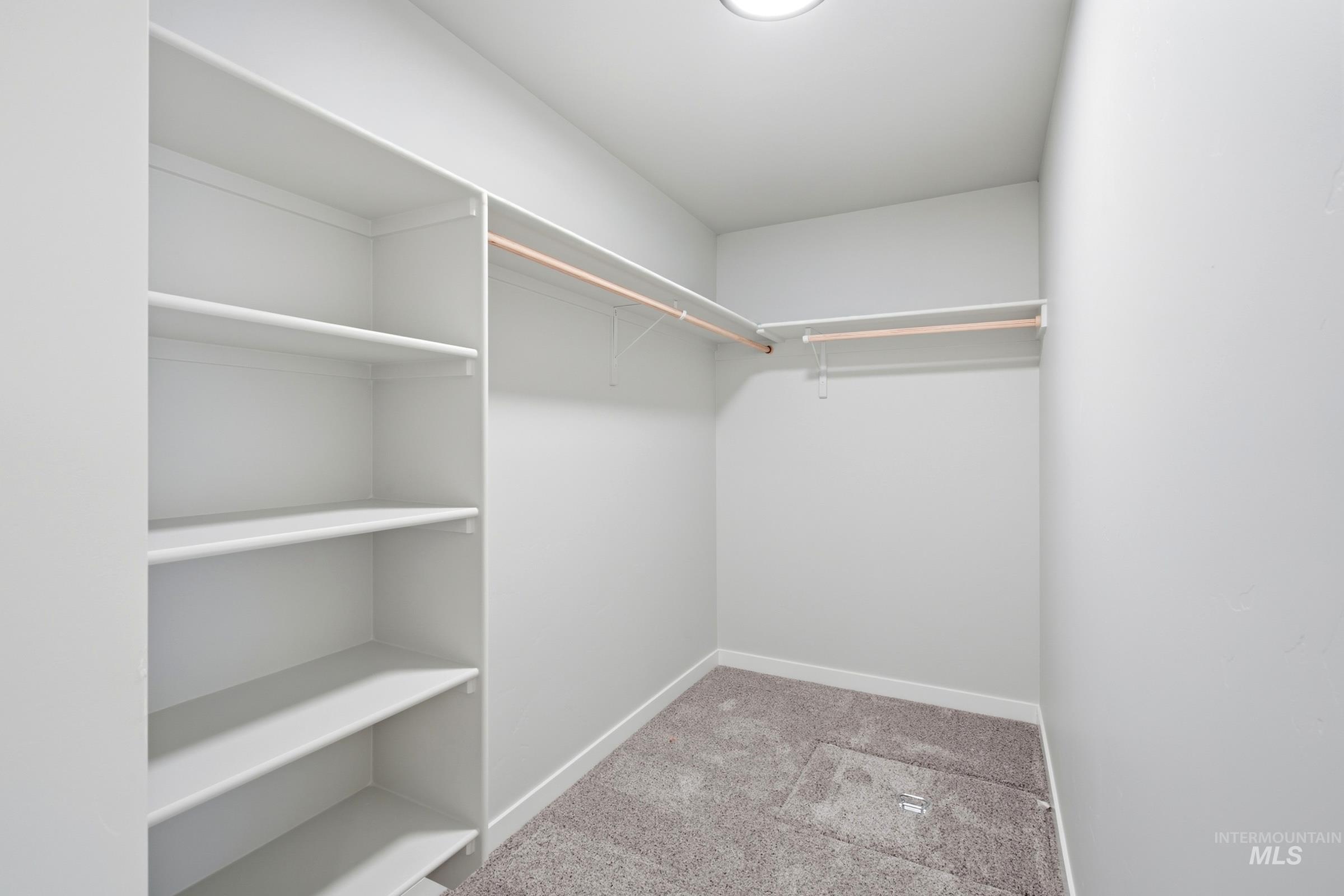 4432 S Amsterdam Ave Property Photo 21