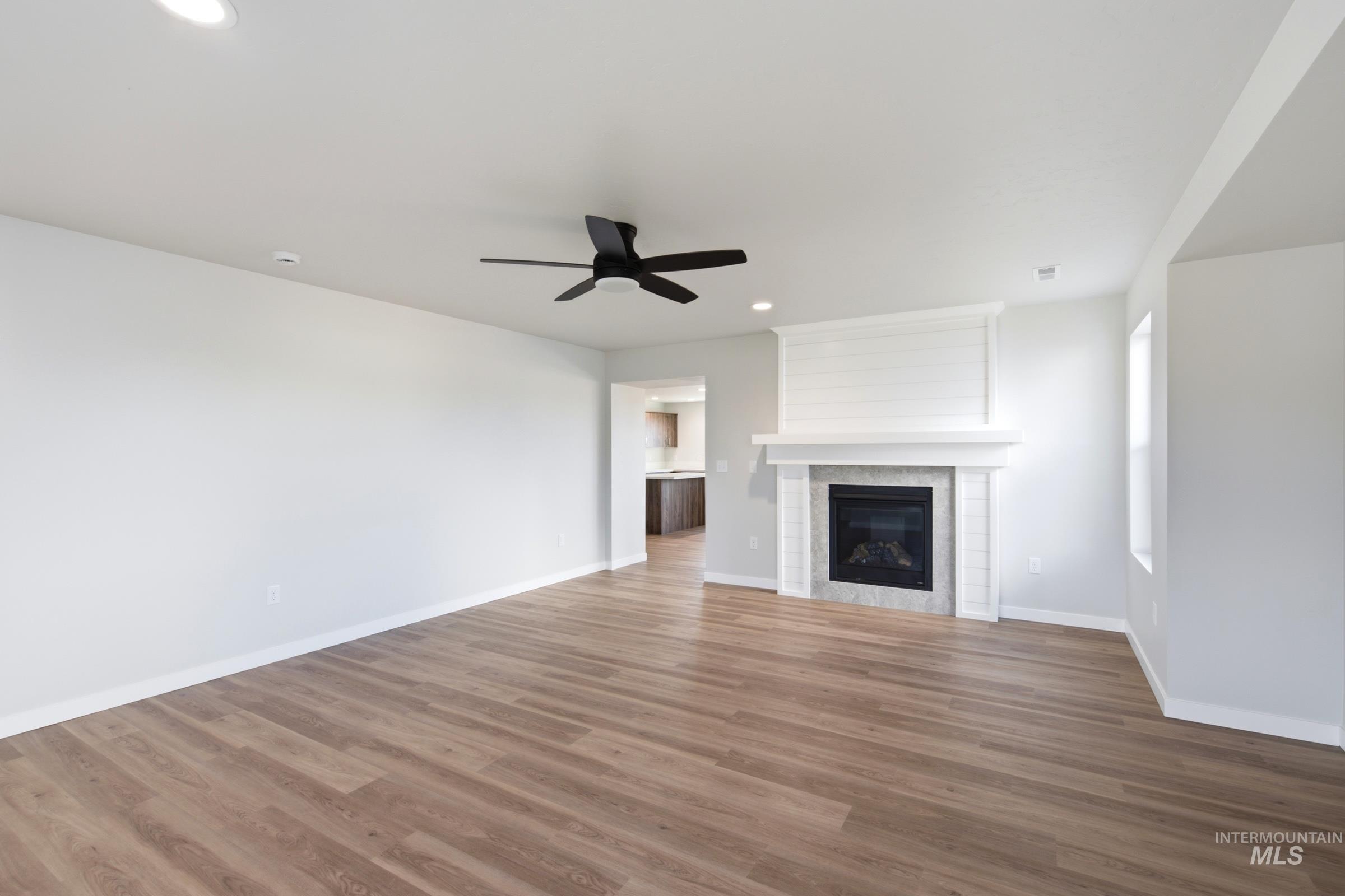 1789 Gyrfalcon St Property Photo 10