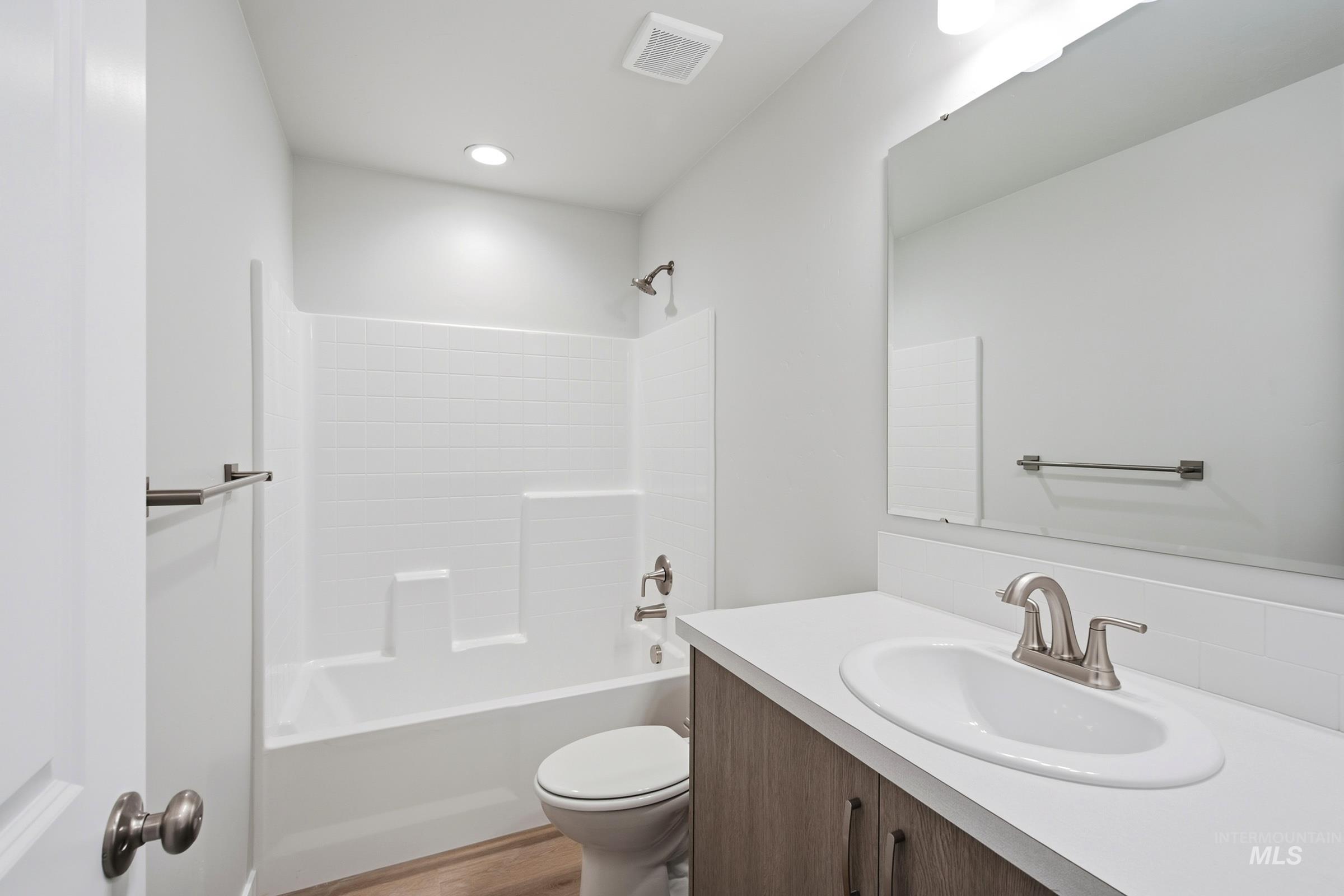 3862 E Freedom Tower Dr Property Photo 15
