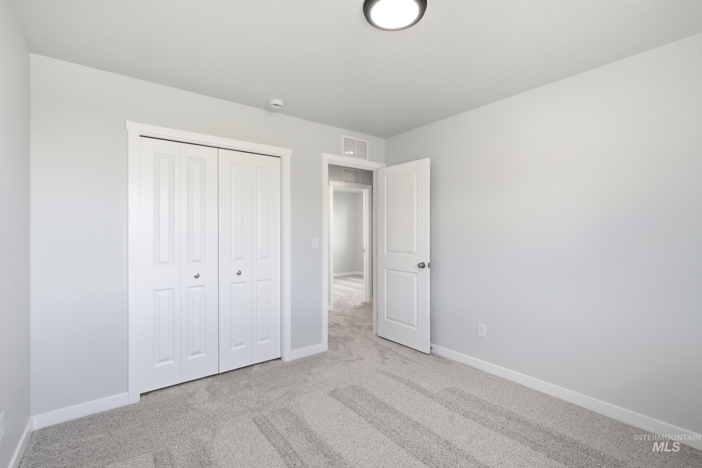 1797 Gyrfalcon St Property Photo 18