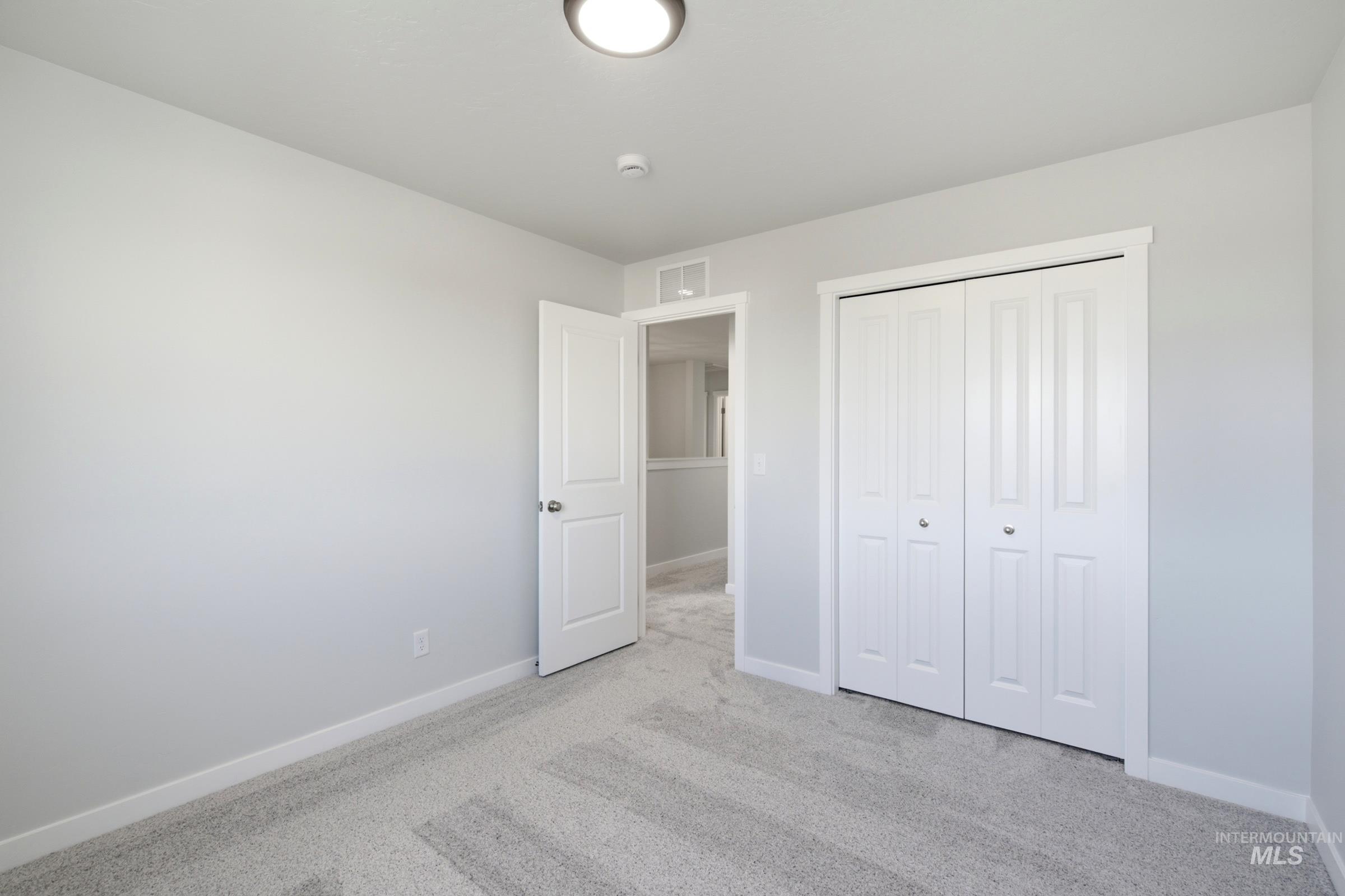 1797 Gyrfalcon St Property Photo 20