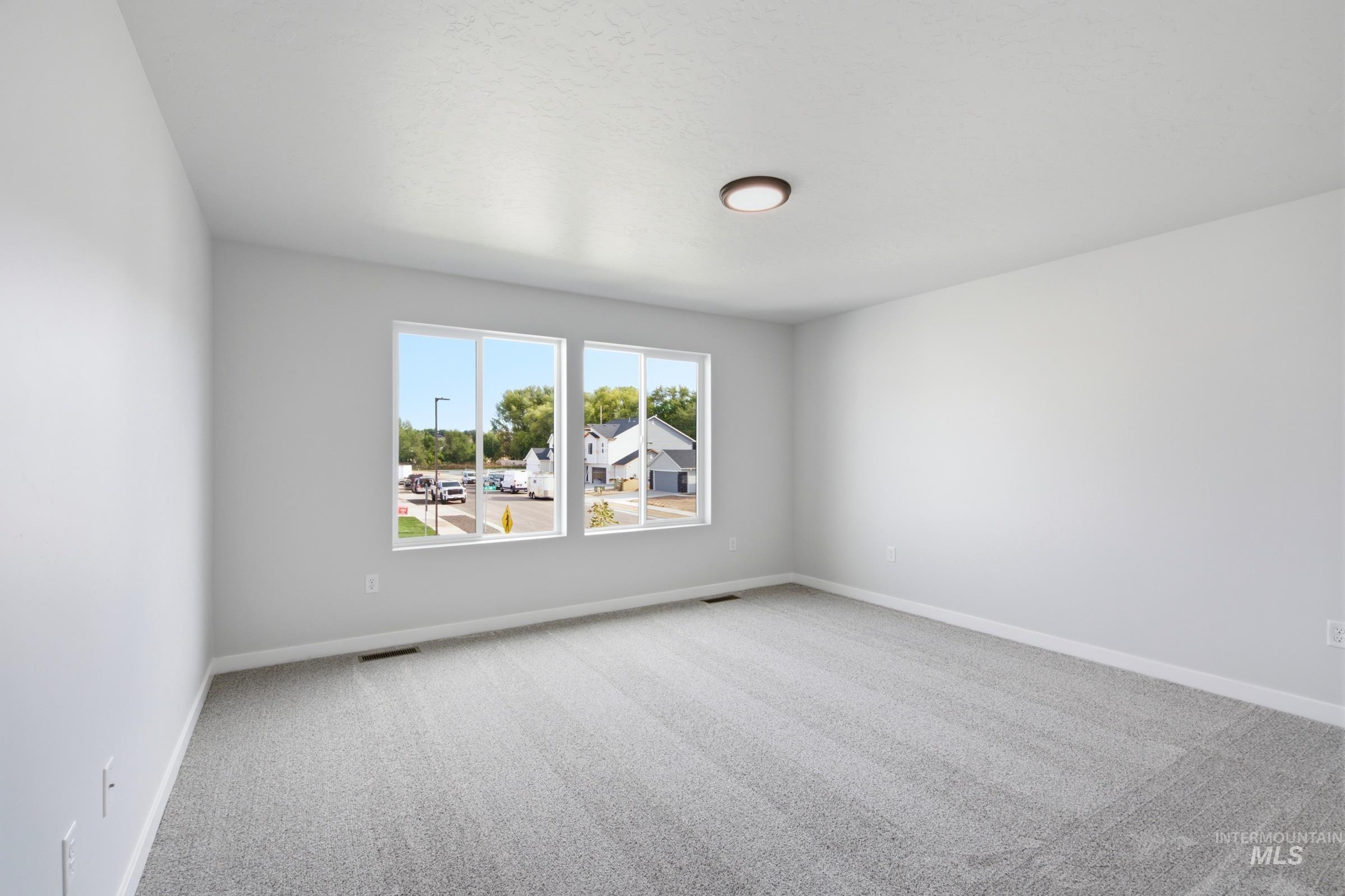 1797 Gyrfalcon St Property Photo 25
